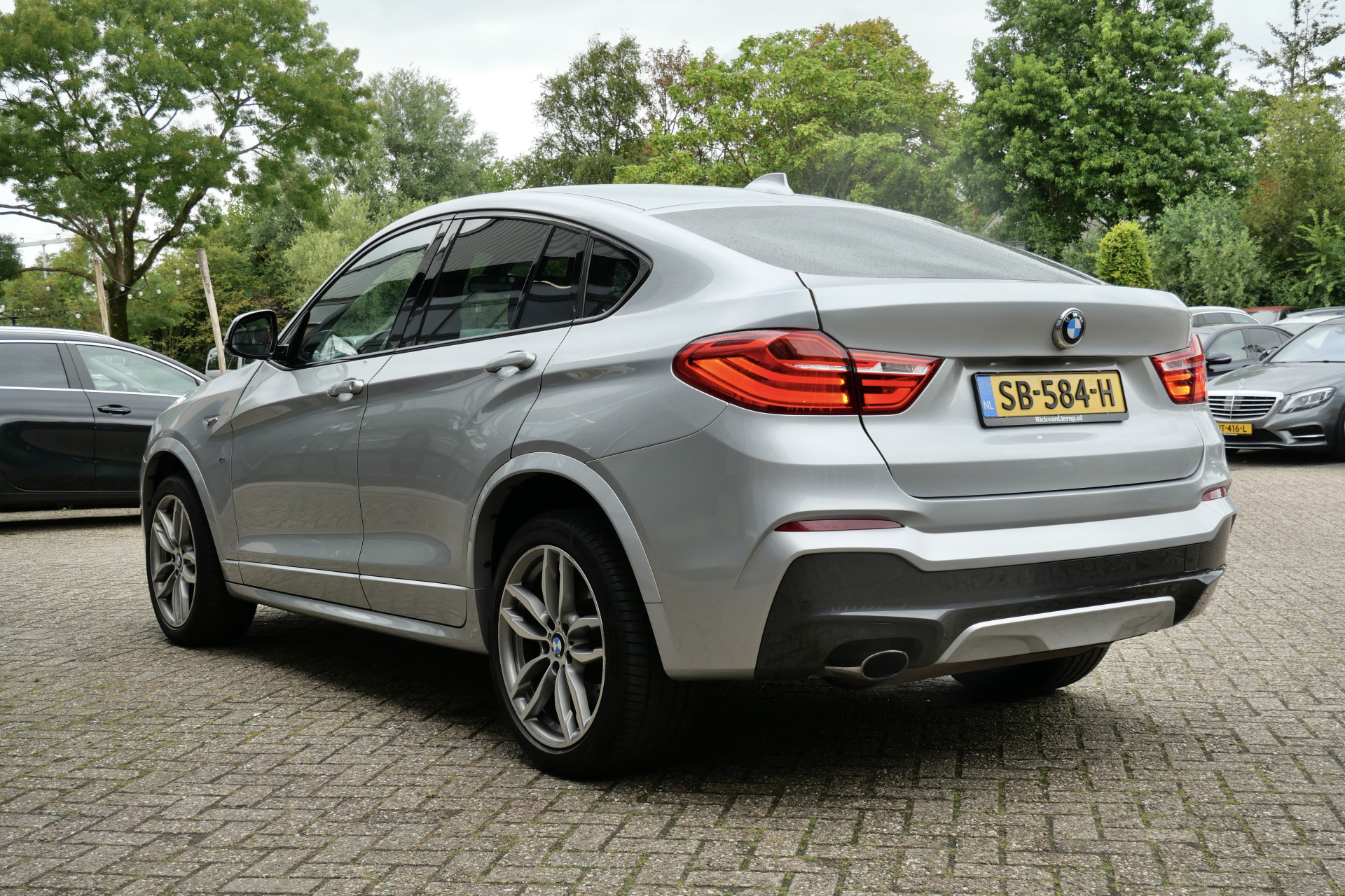 Foto van BMW X4 Xdrive20i