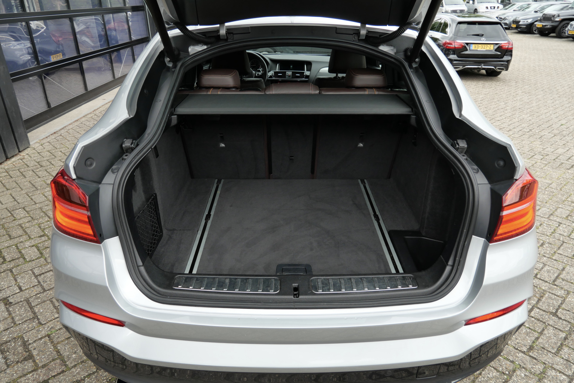 Foto van BMW X4 Xdrive20i