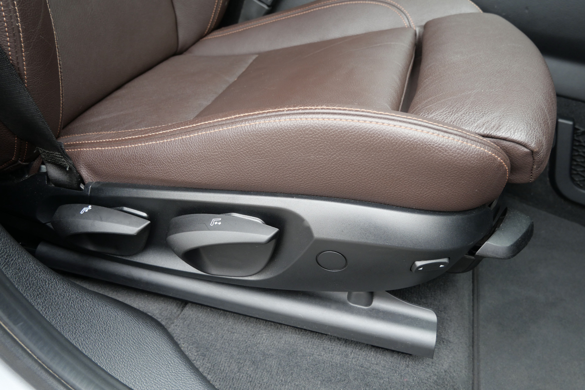 Foto van BMW X4 Xdrive20i