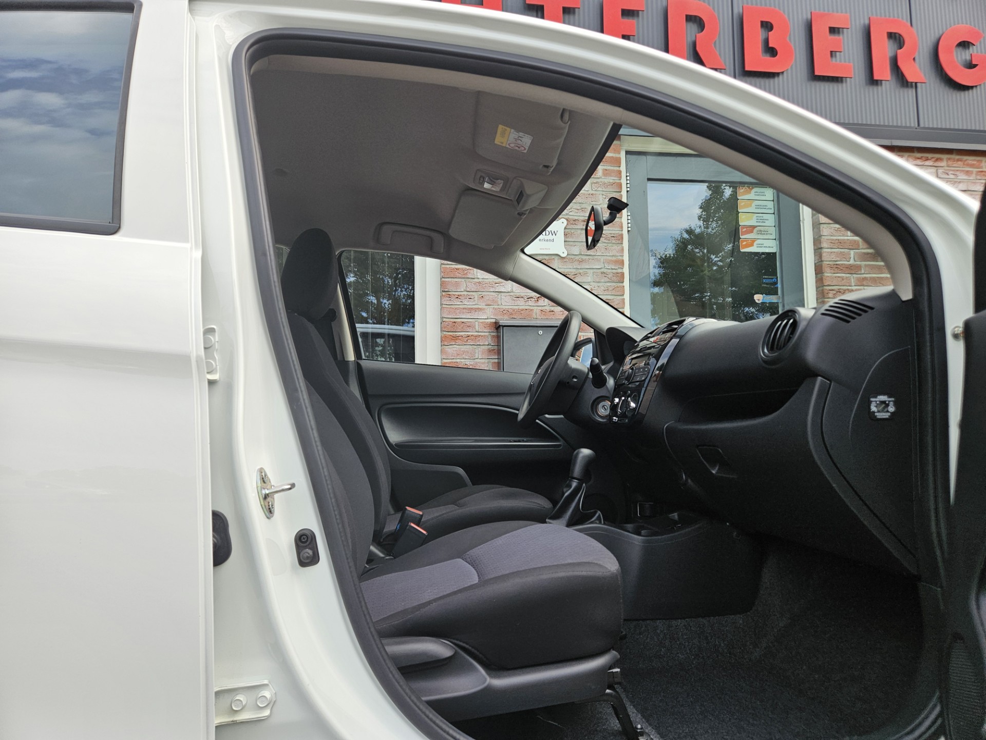 Foto van Mitsubishi Mitsubishi Space Star