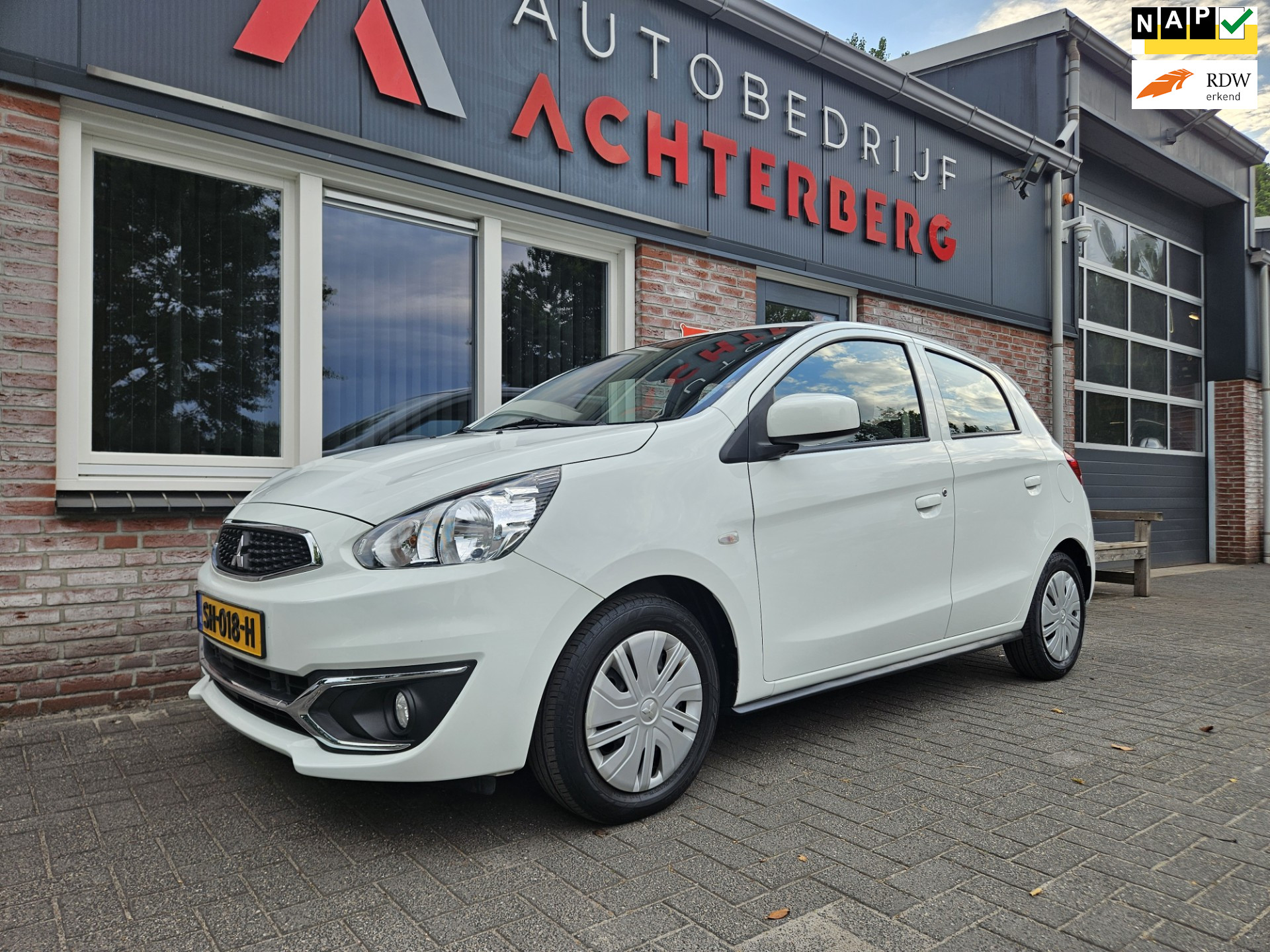 Mitsubishi Mitsubishi Space Star 1.0 Cool+ Airco! Dealer Onderhouden! NAP! Nette Auto! 5-Deurs! 2018 - voorkant