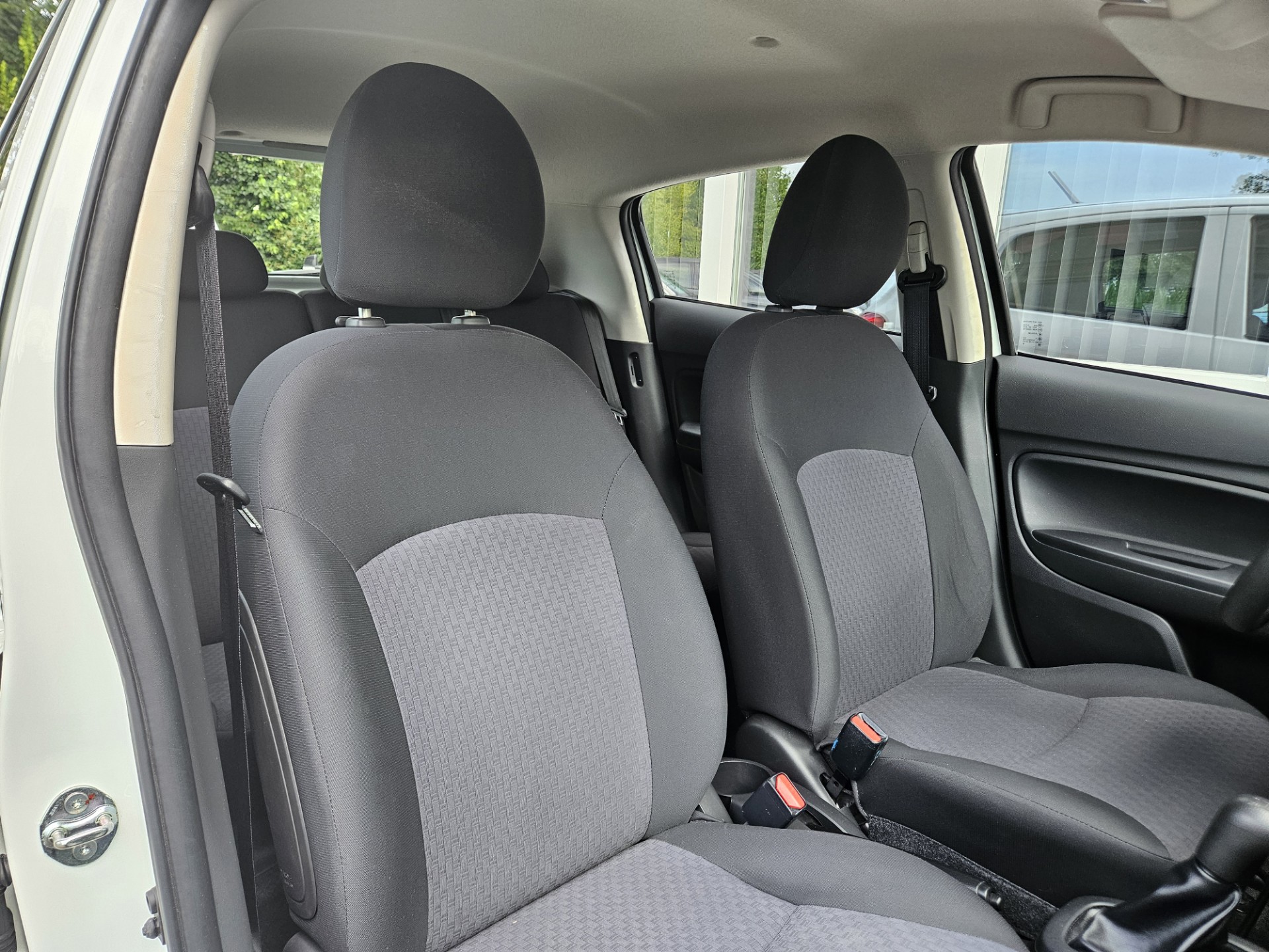 Foto van Mitsubishi Mitsubishi Space Star