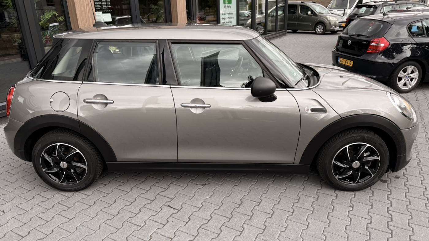 Foto van Mini One