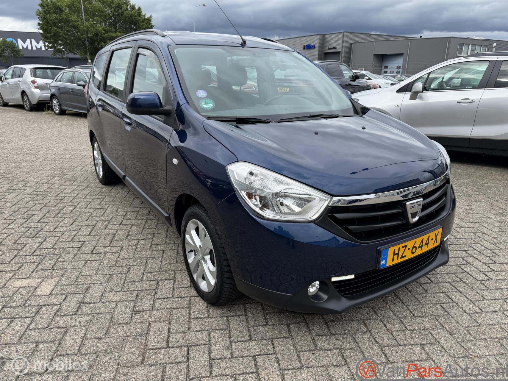 Foto van Dacia Lodgy