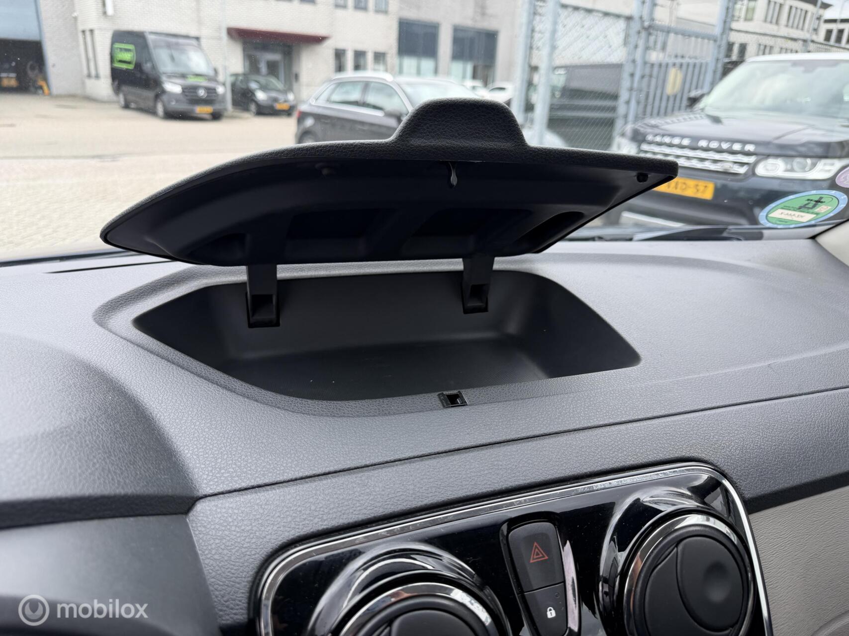 Foto van Dacia Lodgy
