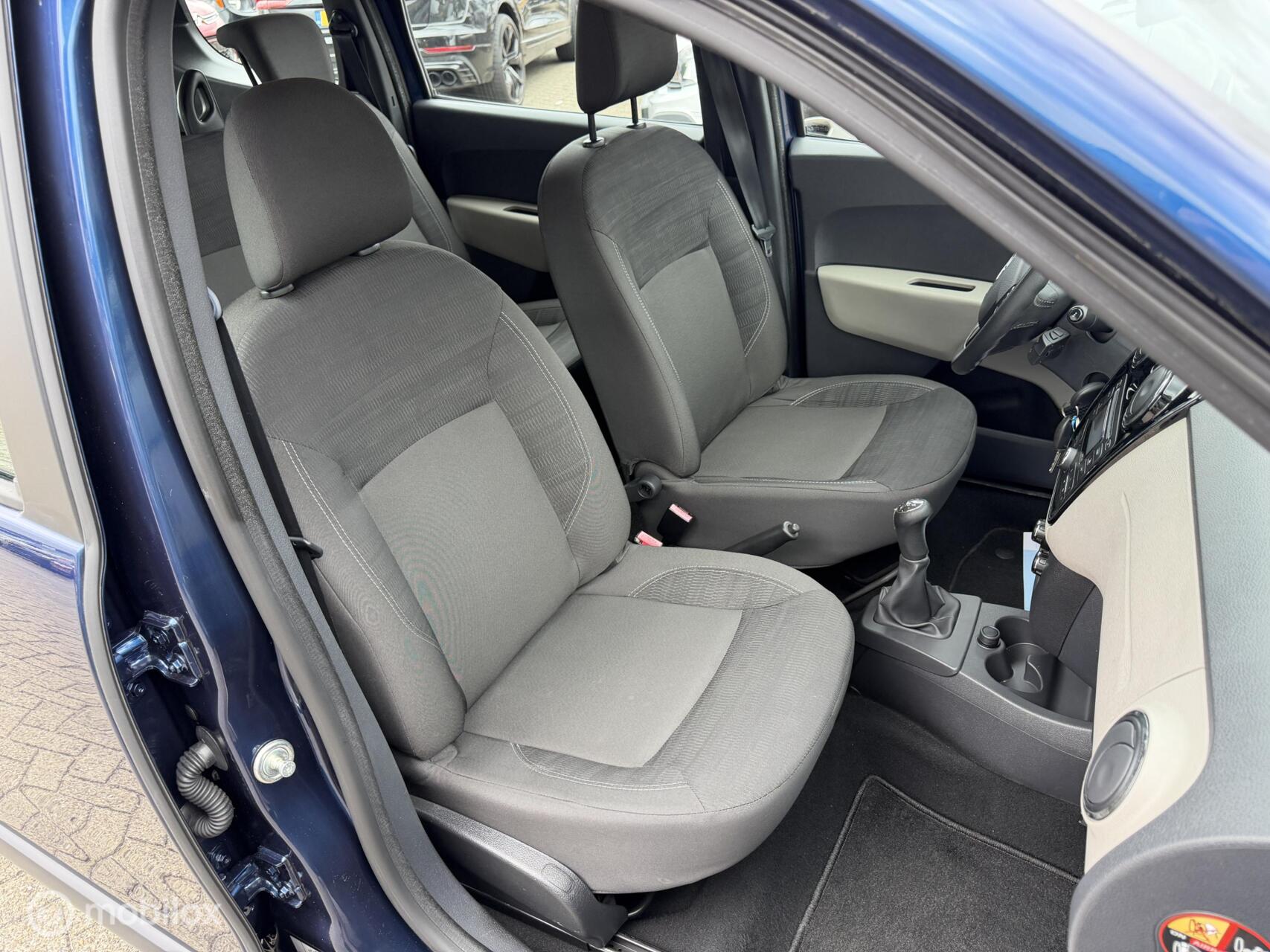 Foto van Dacia Lodgy