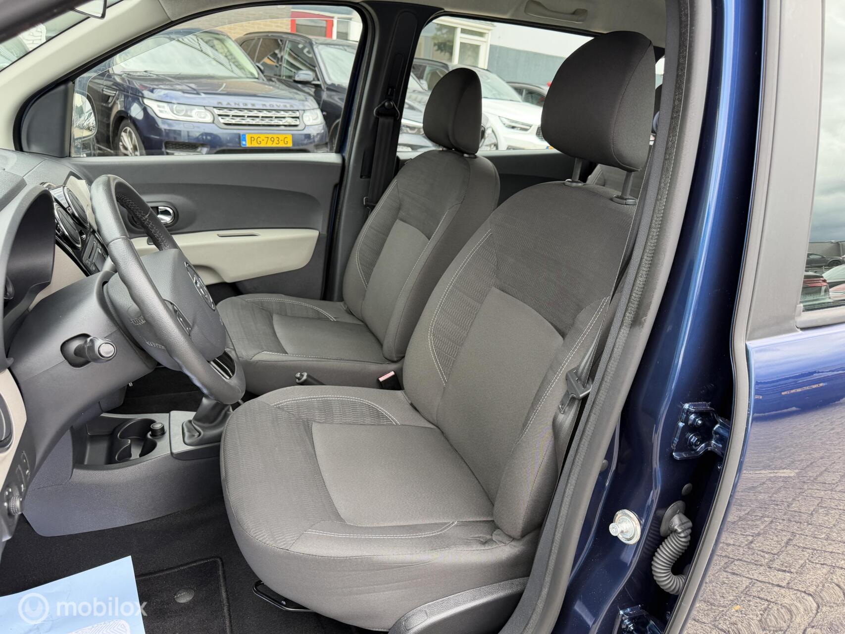 Foto van Dacia Lodgy