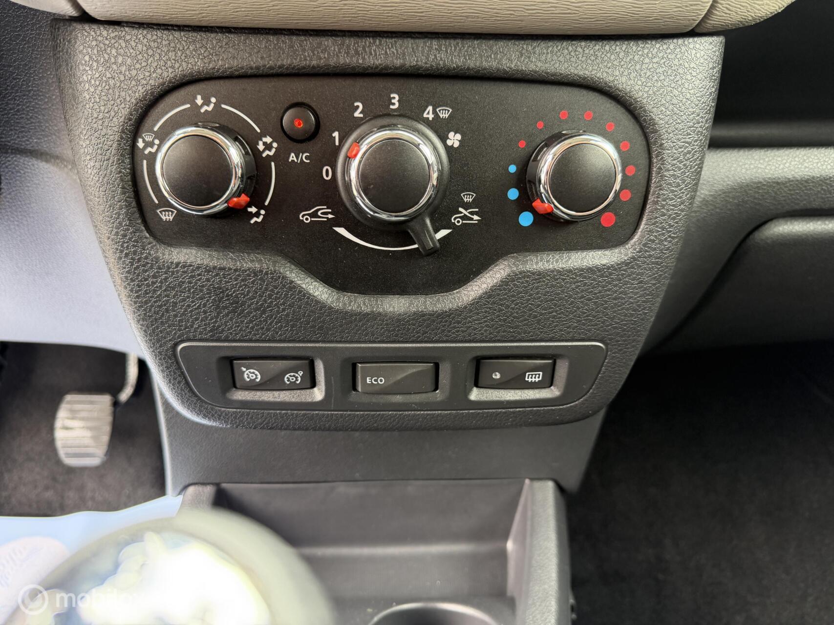 Foto van Dacia Lodgy