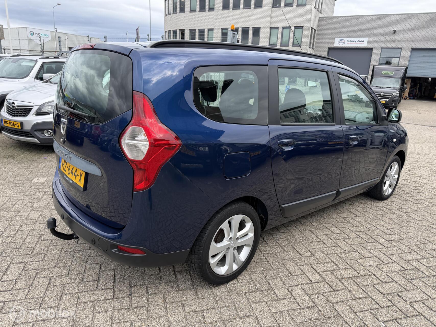 Foto van Dacia Lodgy