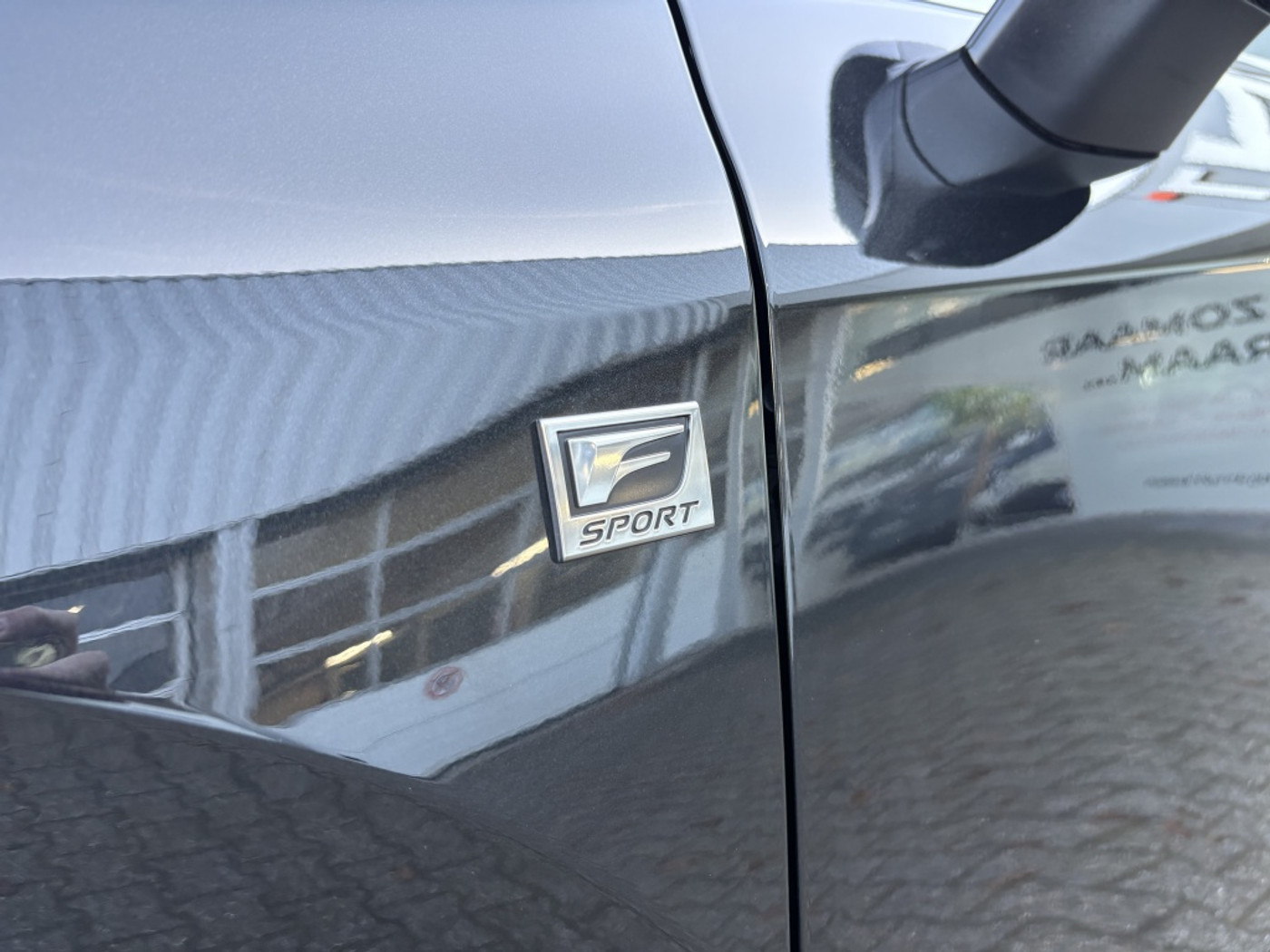 Foto van Lexus Lexus Rx500h