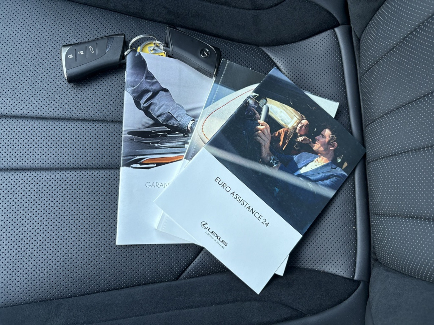 Foto van Lexus Lexus Rx500h