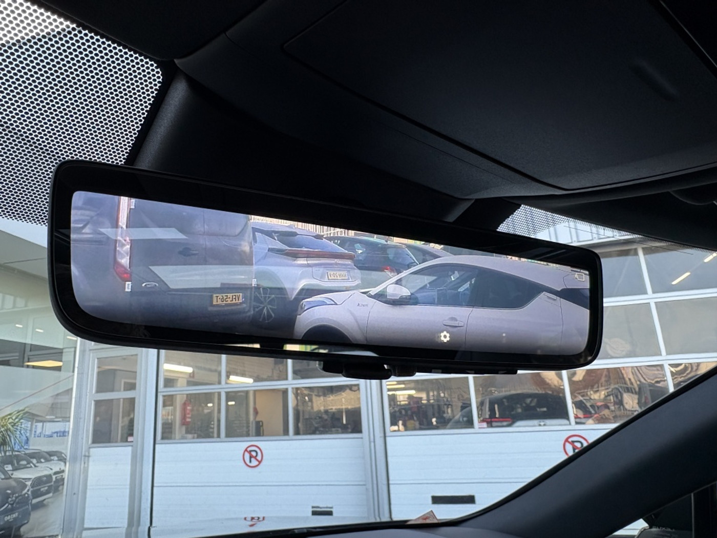Foto van Lexus Lexus Rx500h