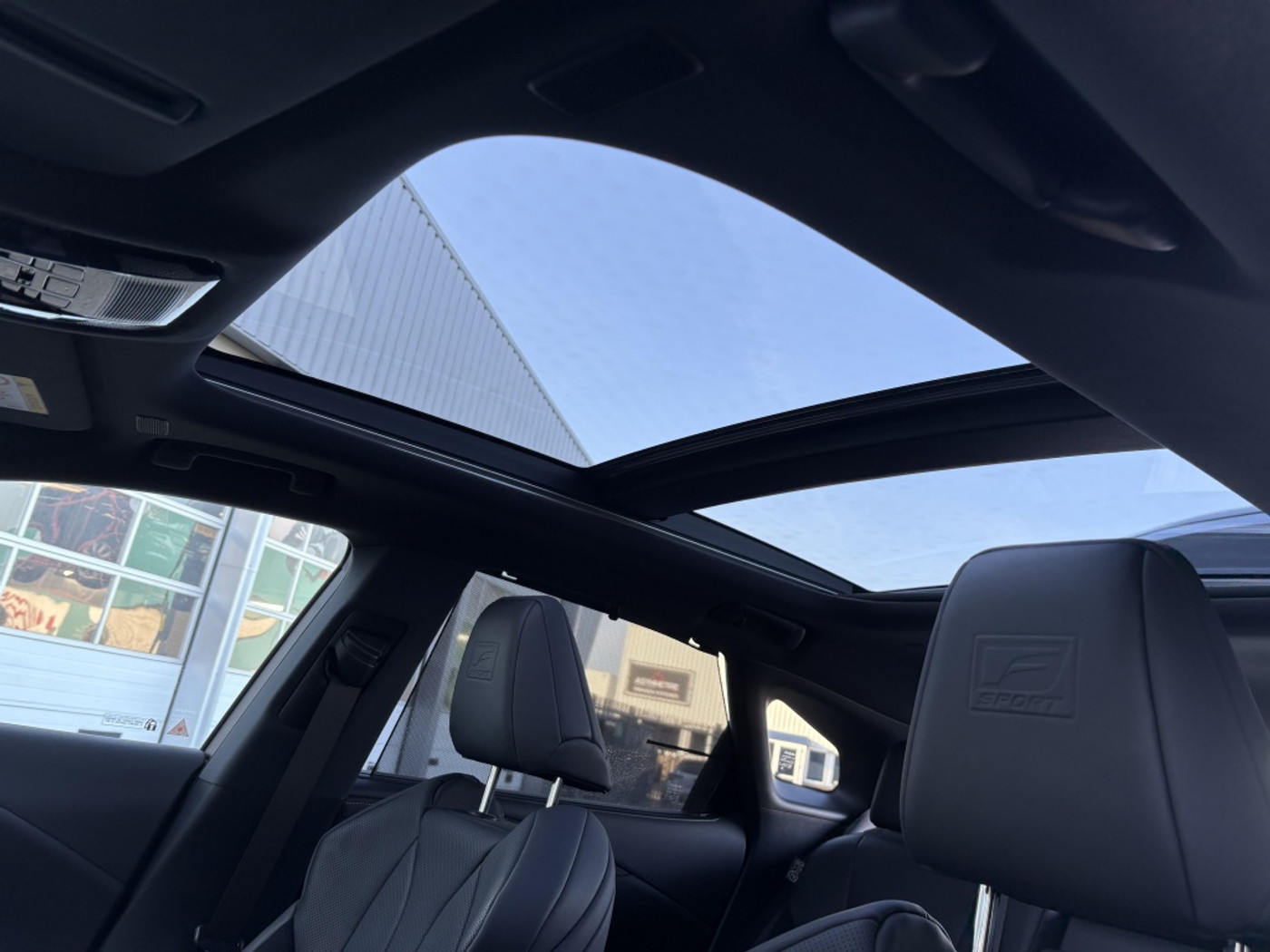 Foto van Lexus Lexus Rx500h