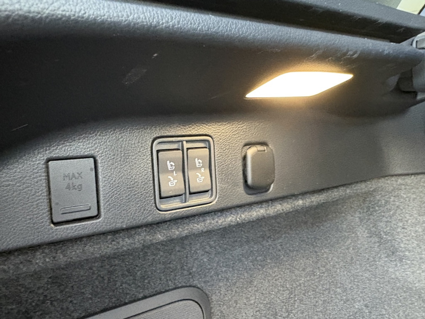 Foto van Lexus Lexus Rx500h