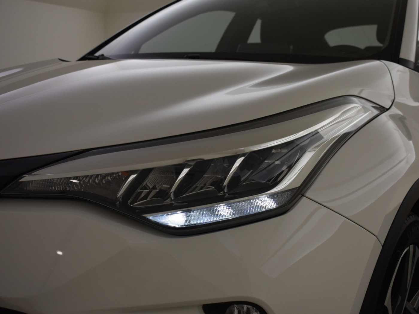 Foto van Toyota Toyota C-hr