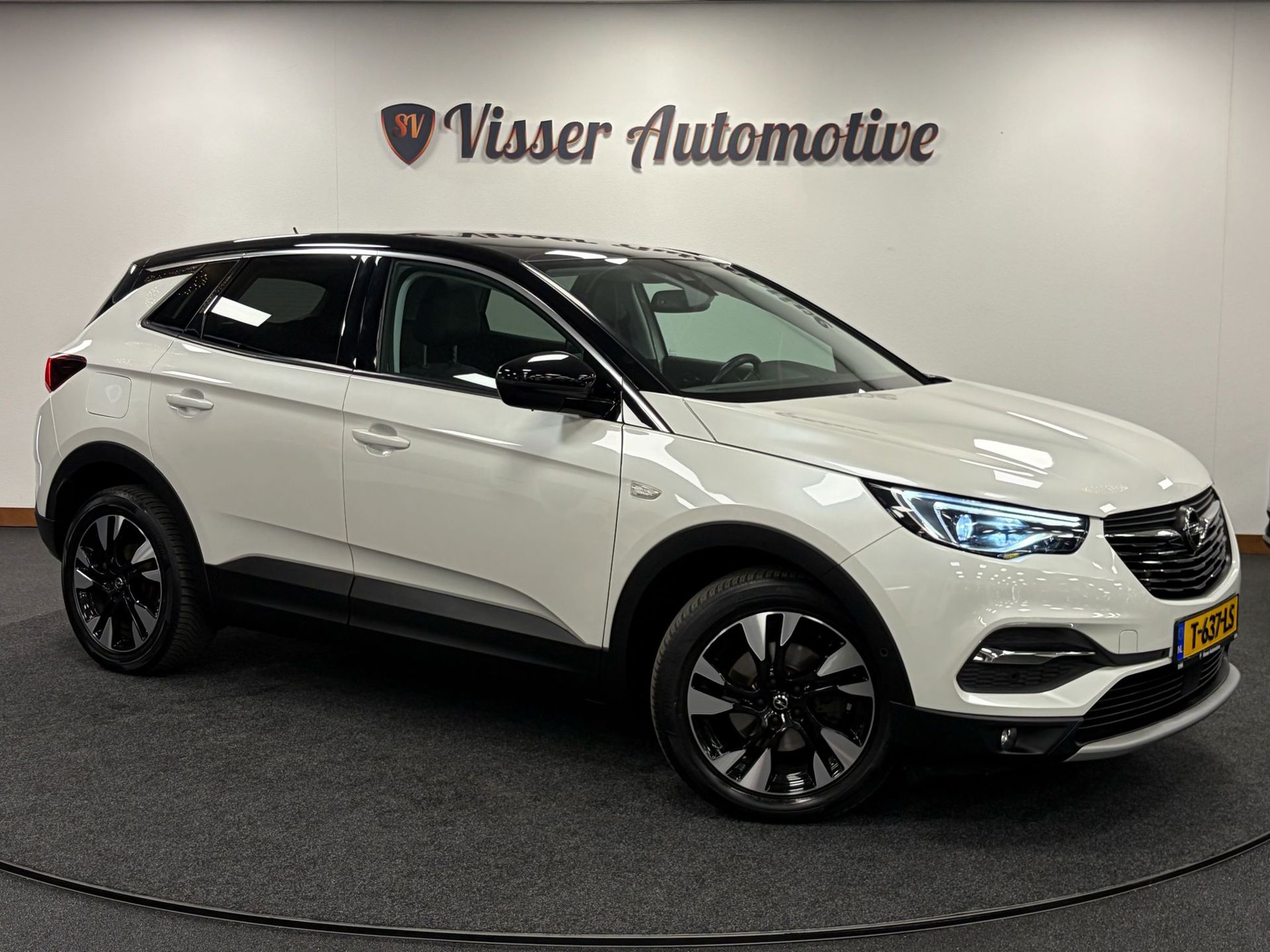 Foto van Opel Grandland