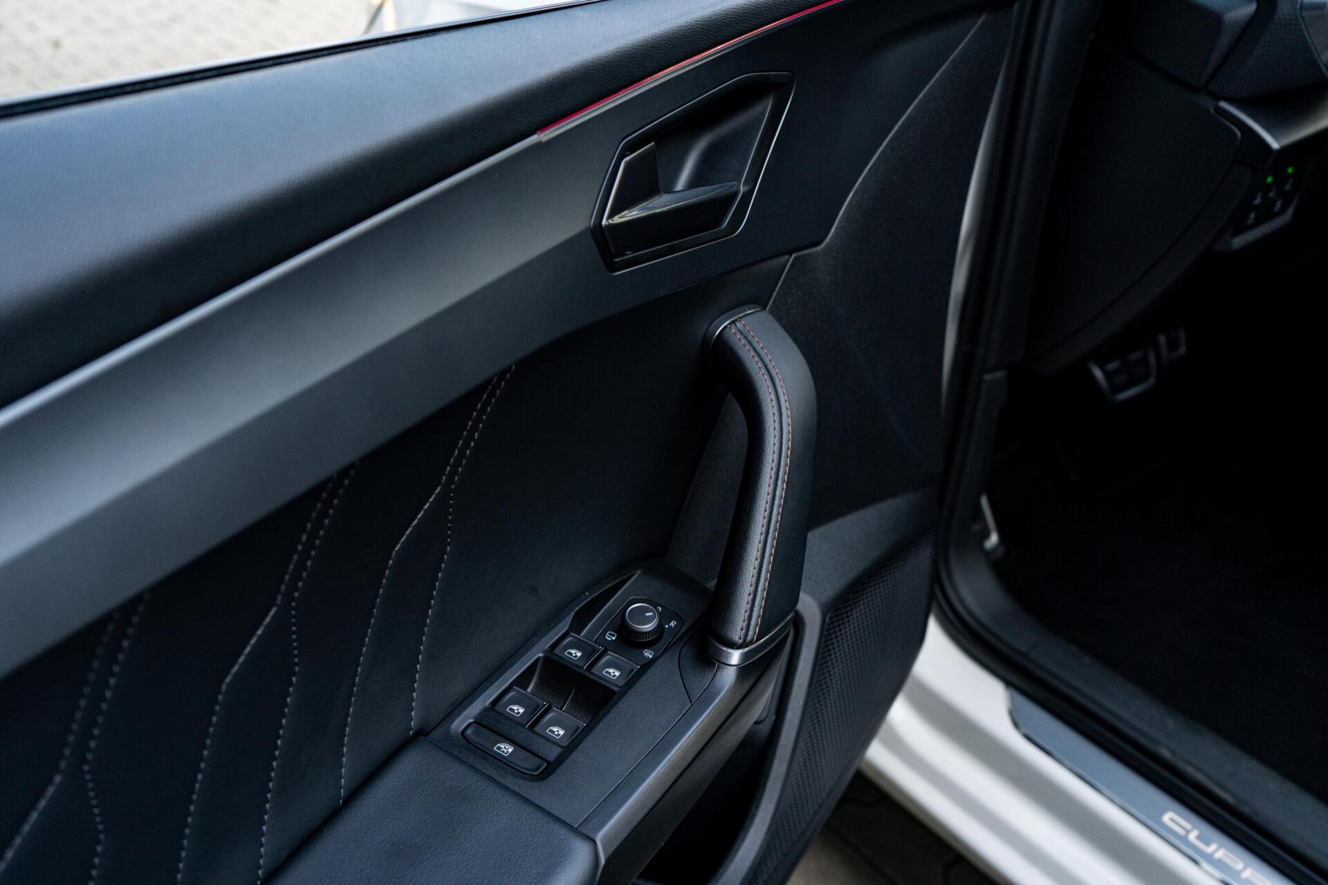 Foto van Cupra Leon Sportstourer