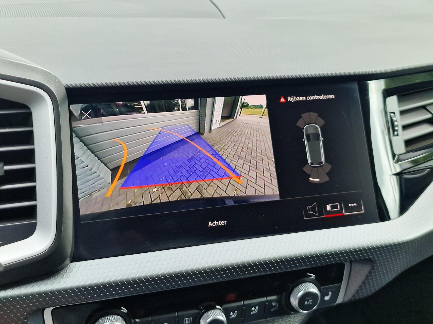 Foto van Audi A1 Allstreet