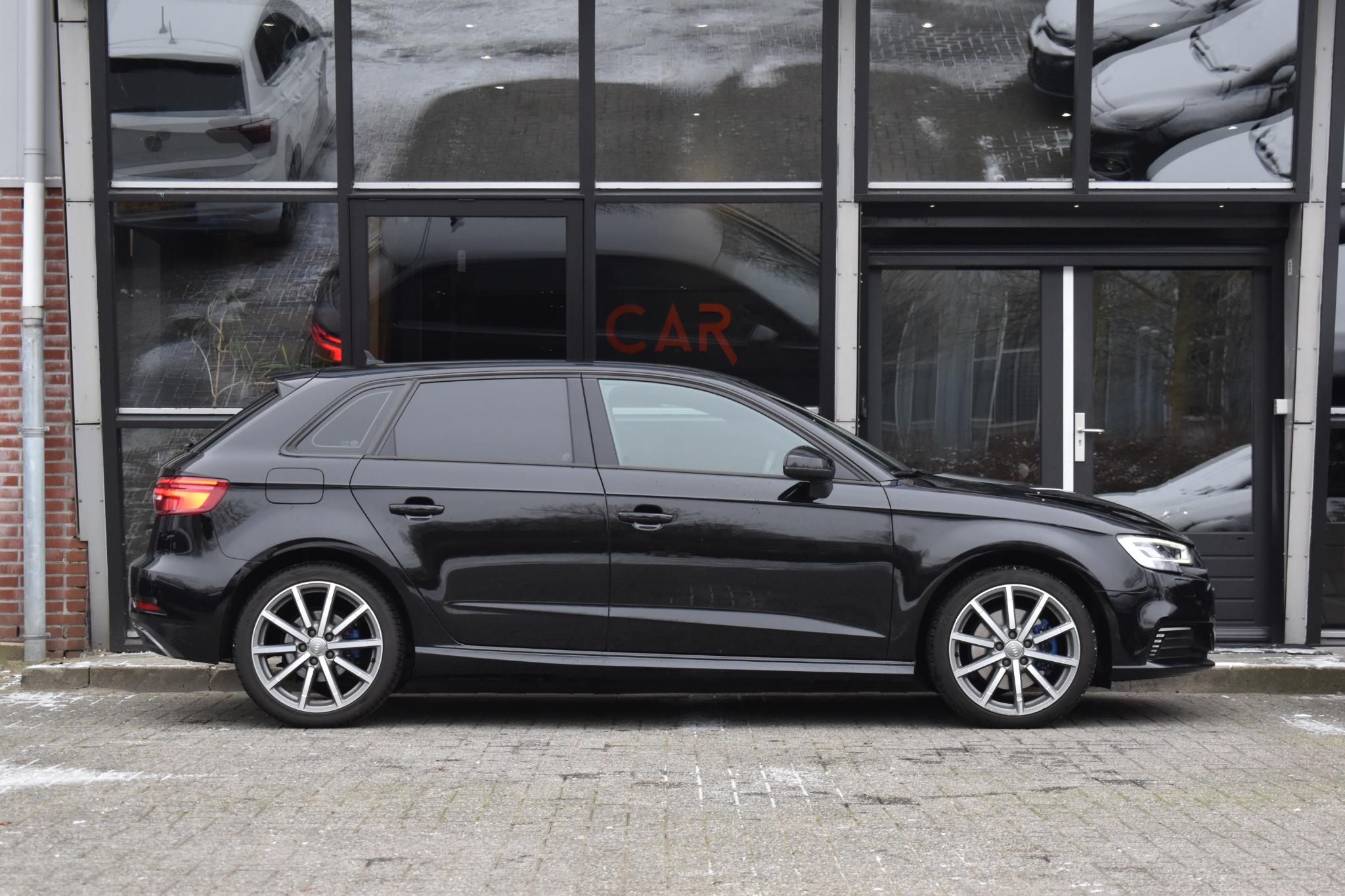 Foto van Audi A3 40 E-tron