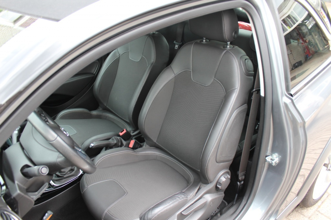 Foto van Opel Adam