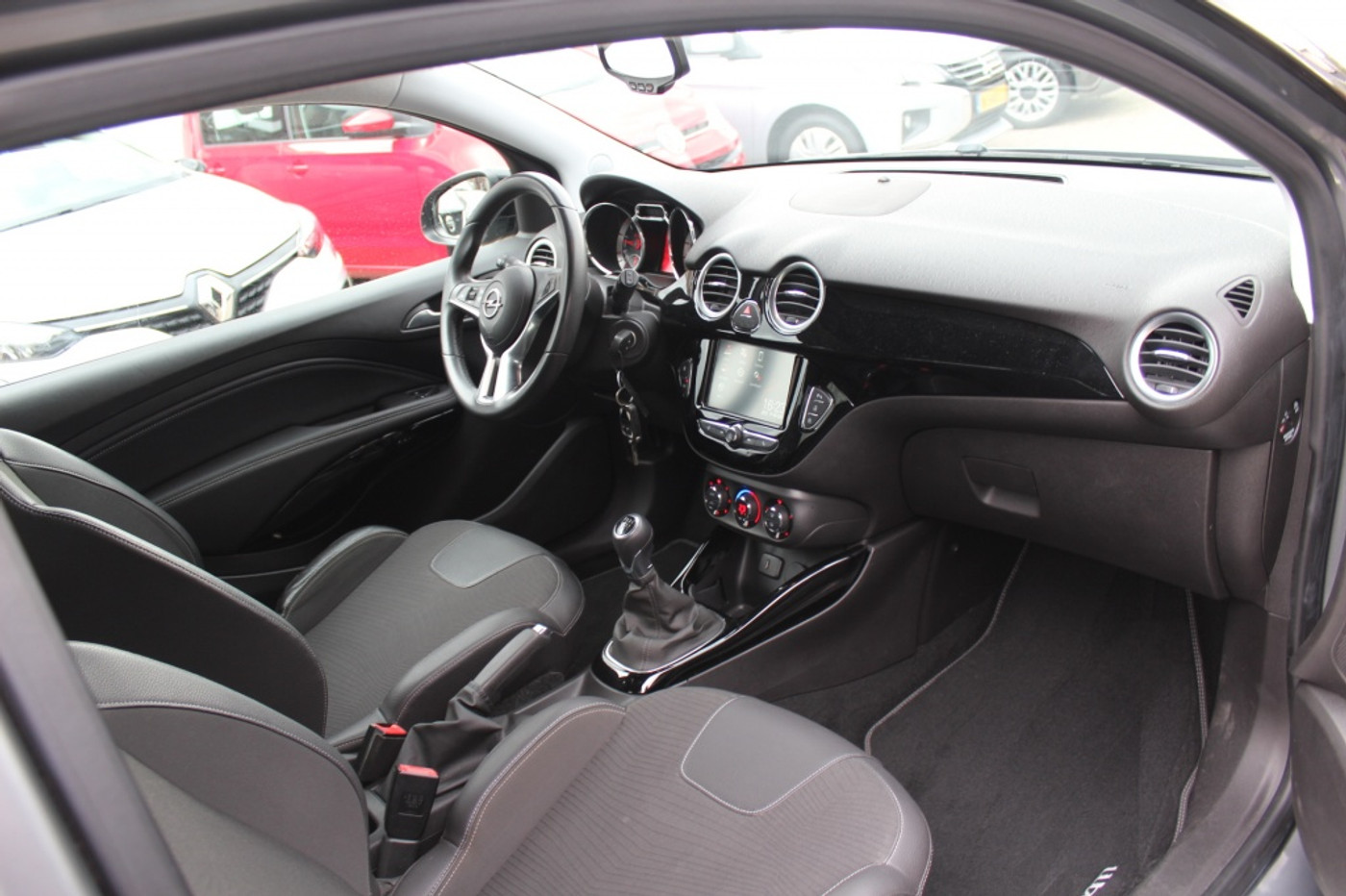 Foto van Opel Adam