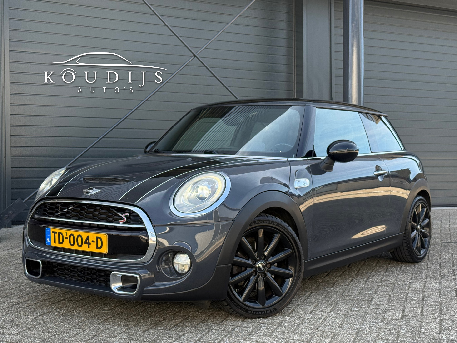 Mini Cooper S 2.0 Cooper S Chili Serious Business, Head-Up, Stoelverw., 100% onderhouden 2015 - voorkant