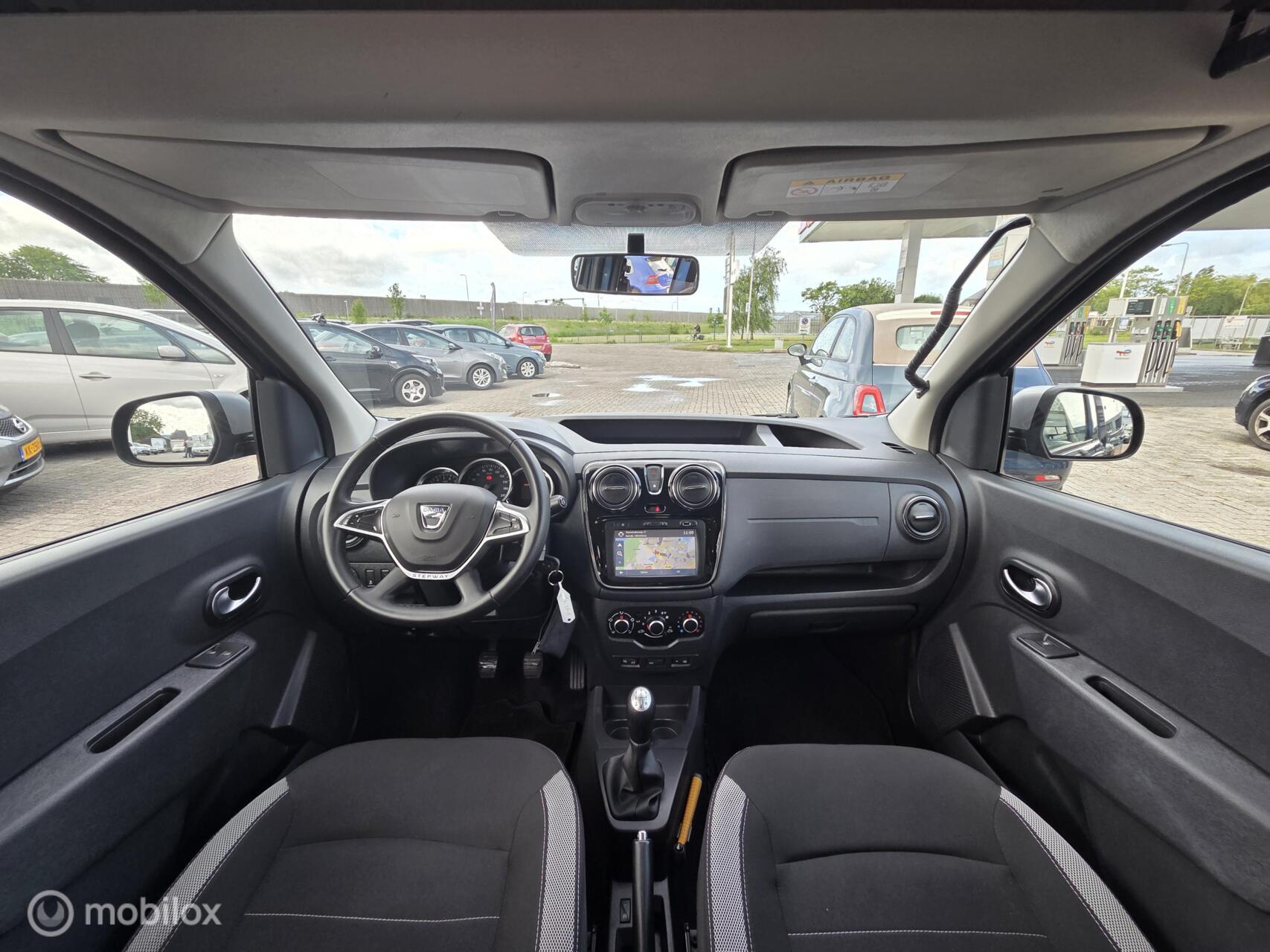 Foto van Dacia Dokker