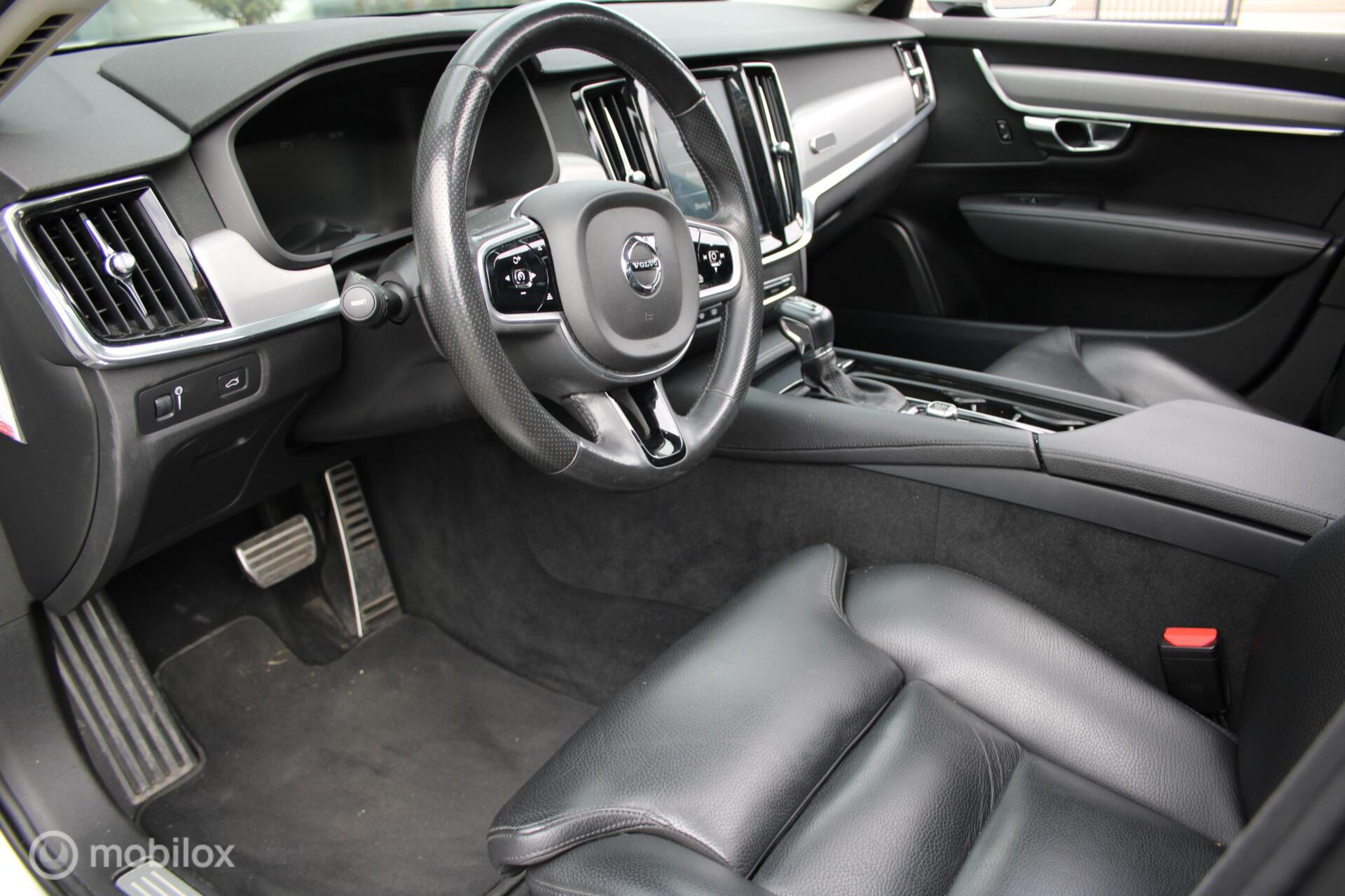 Foto van Volvo S90