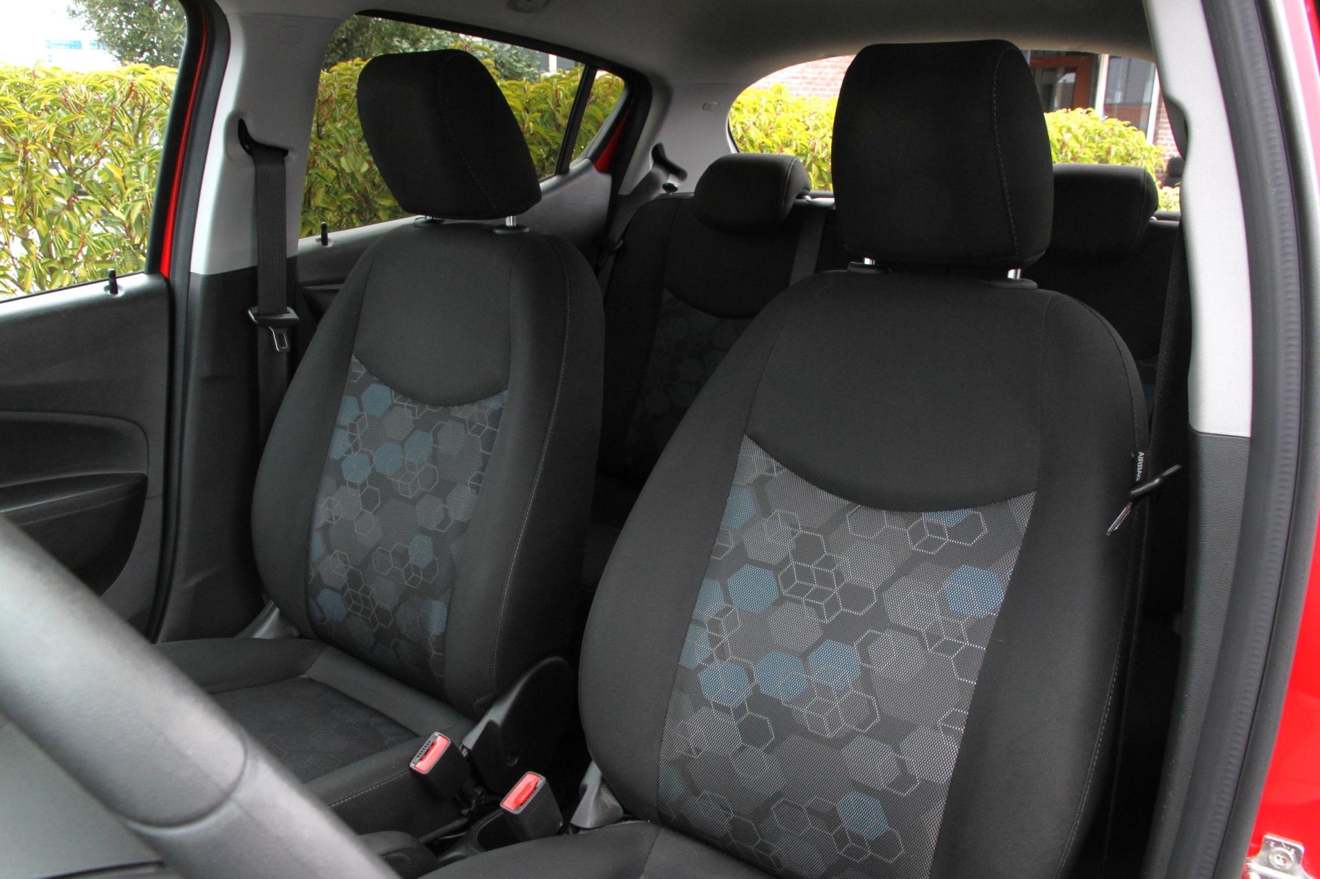Foto van Opel Karl Rocks / Viva Rocks
