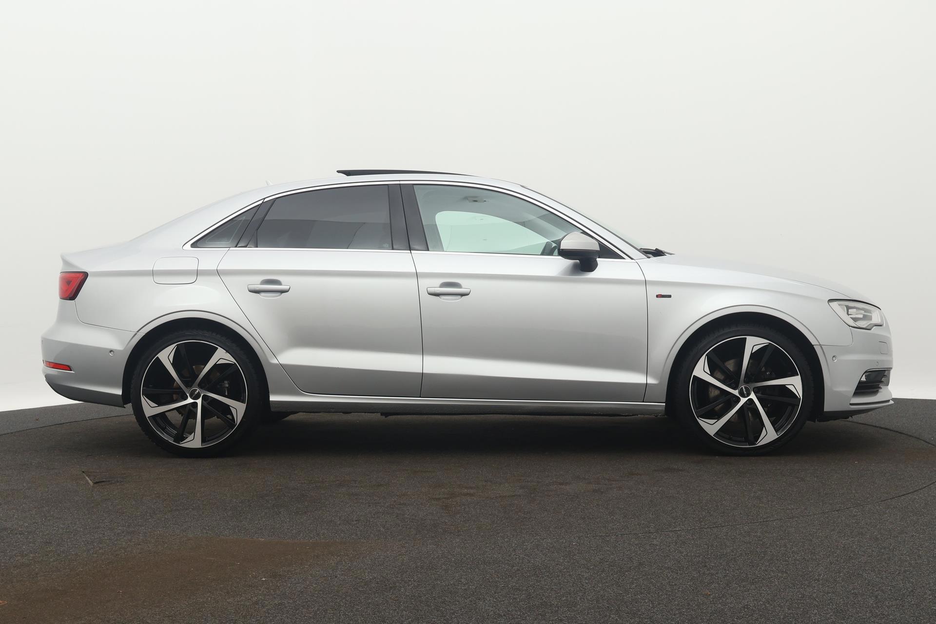 Foto van Audi A3 Limousine