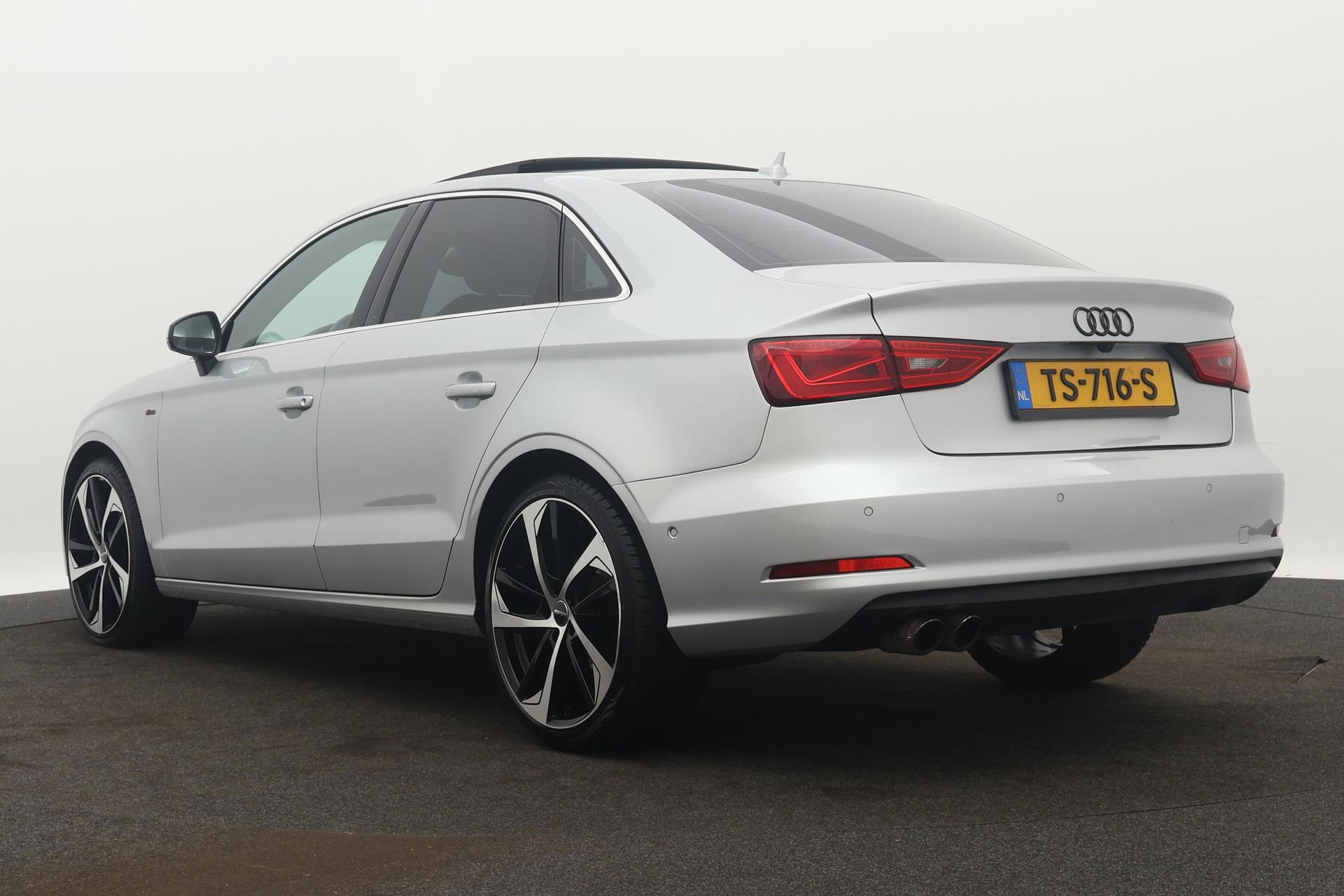 Foto van Audi A3 Limousine
