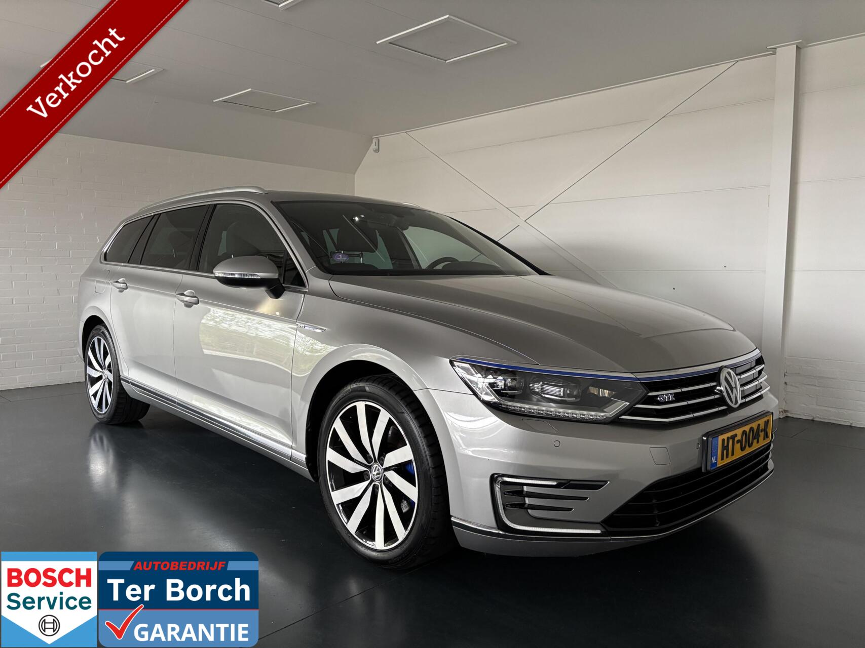 Volkswagen Passat 1.4 TSI GTE Highline,PANO,T-HAAK,LED 2015 - voorkant