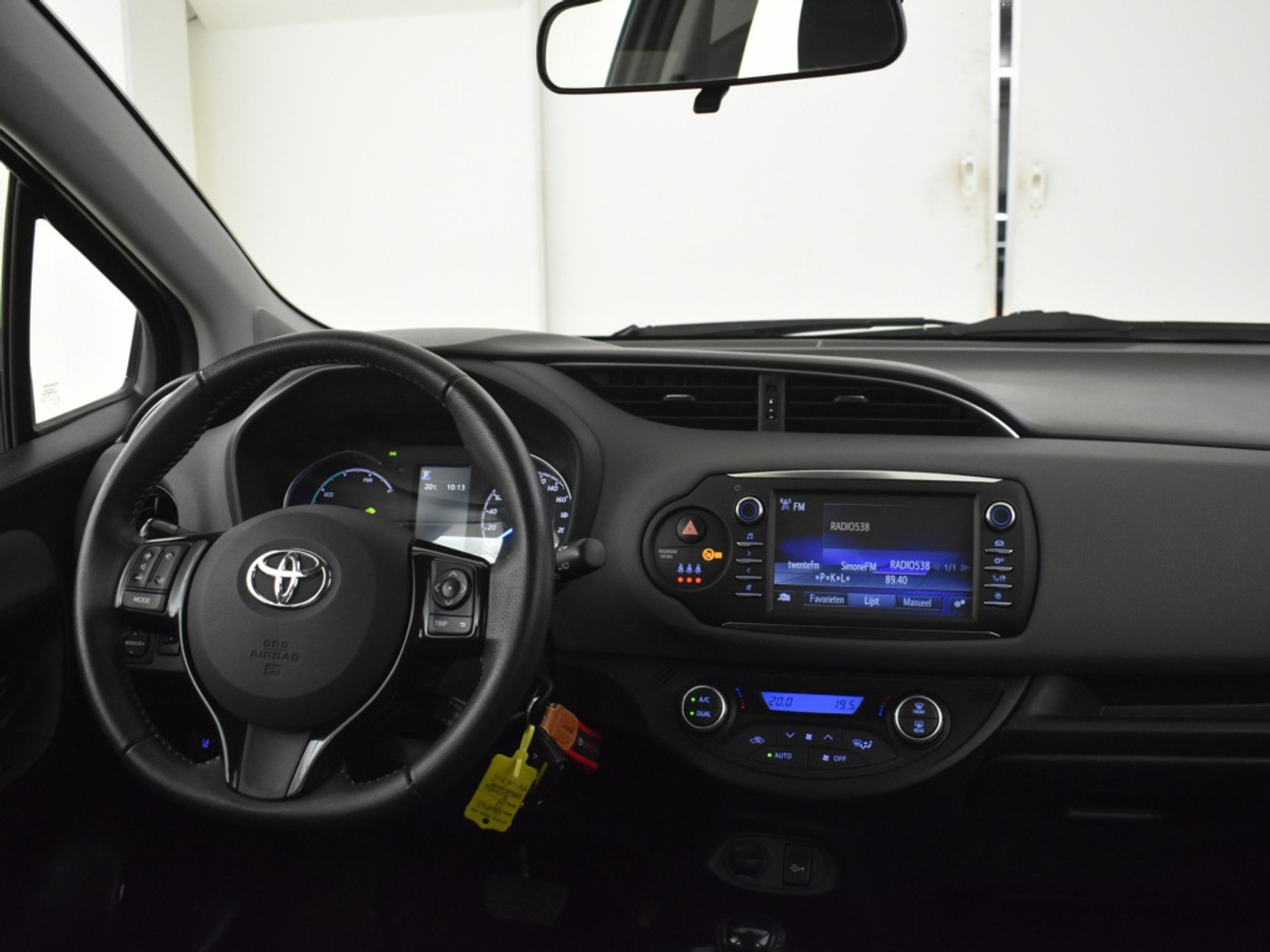 Foto van Toyota Toyota Yaris Hybrid