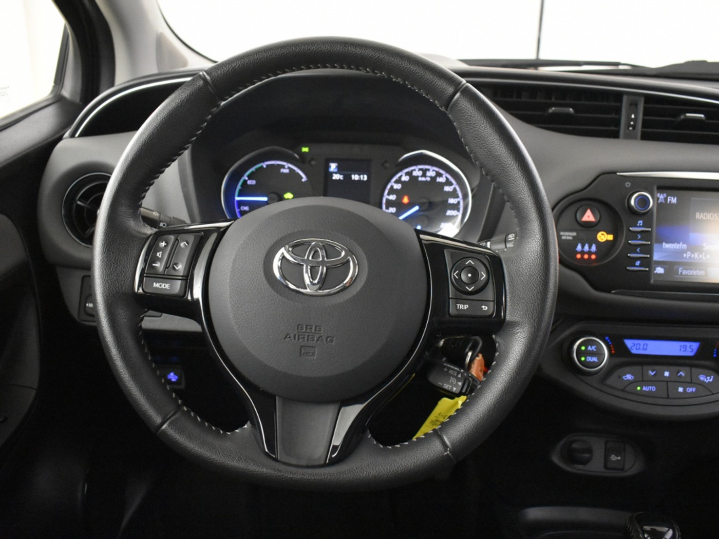 Foto van Toyota Toyota Yaris Hybrid