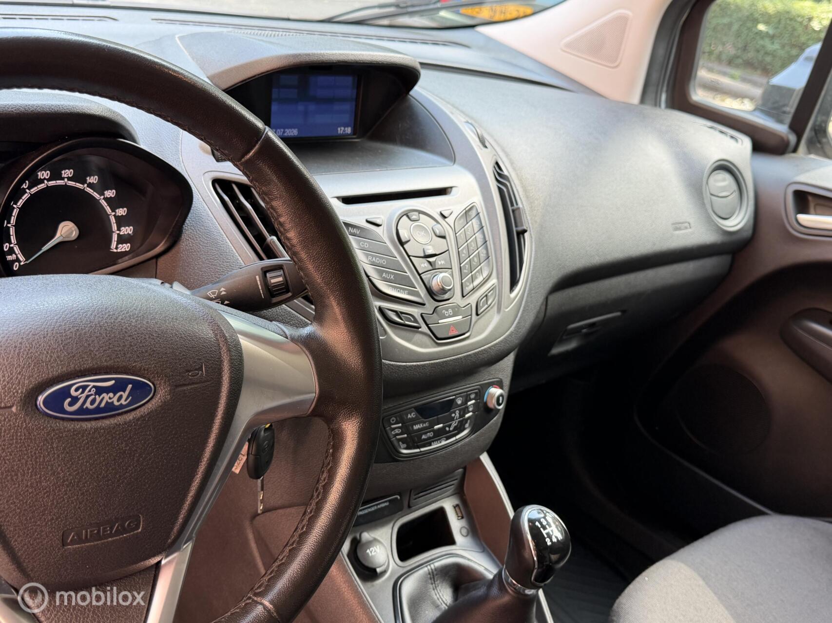 Foto van Ford Transit Courier