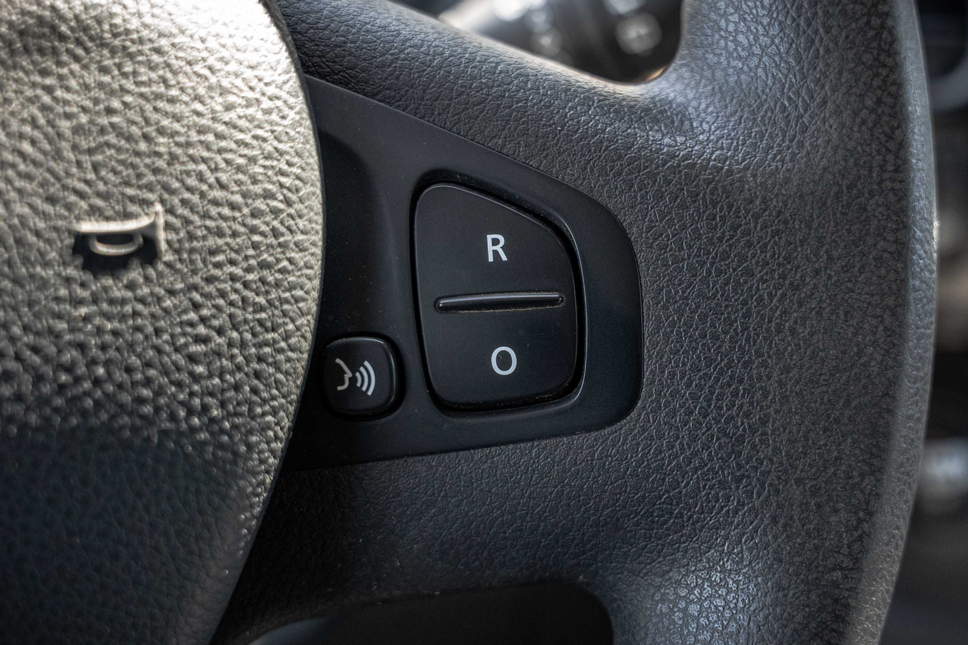 Foto van Opel Vivaro-b
