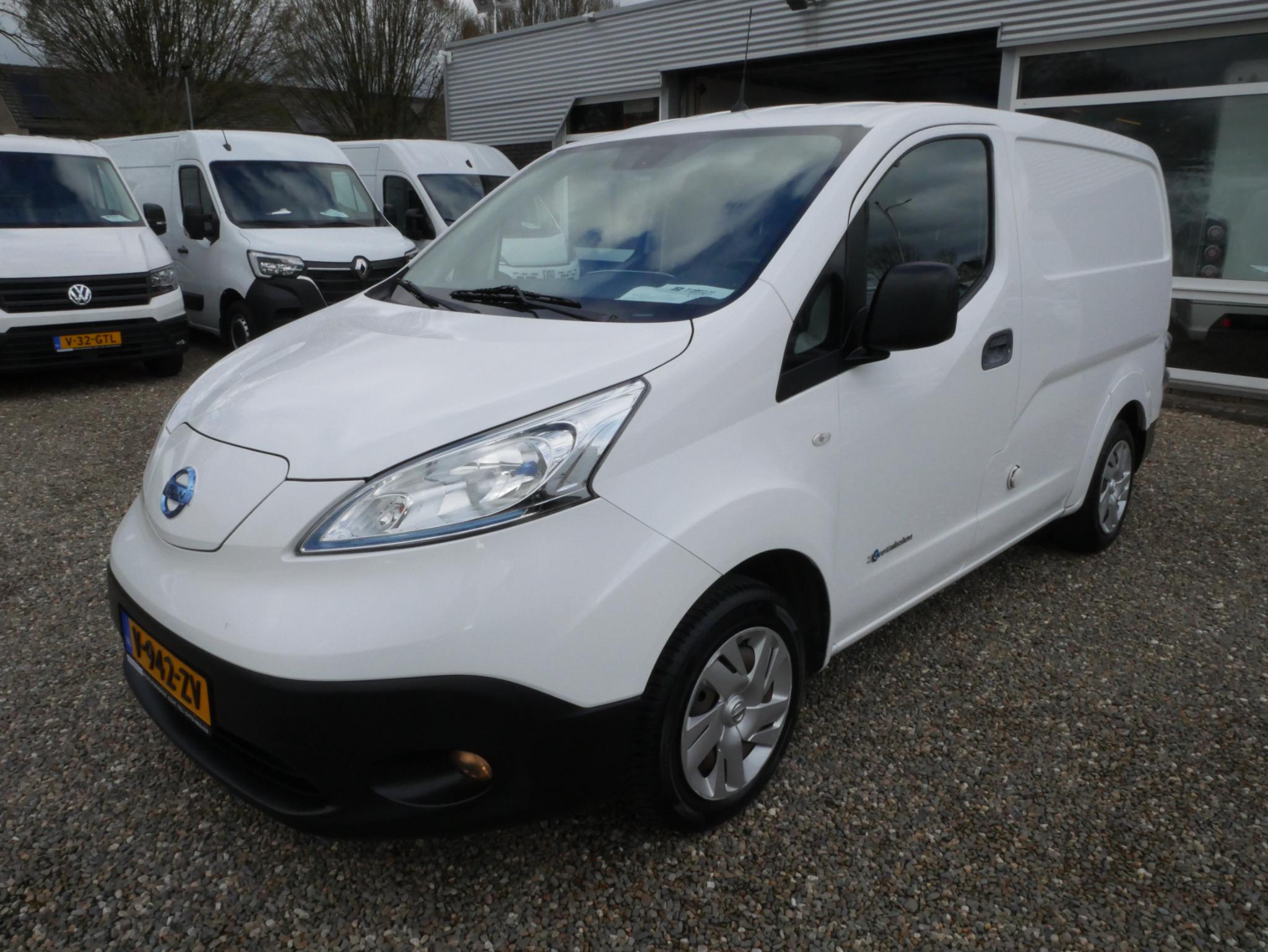 Foto van Nissan E-nv200