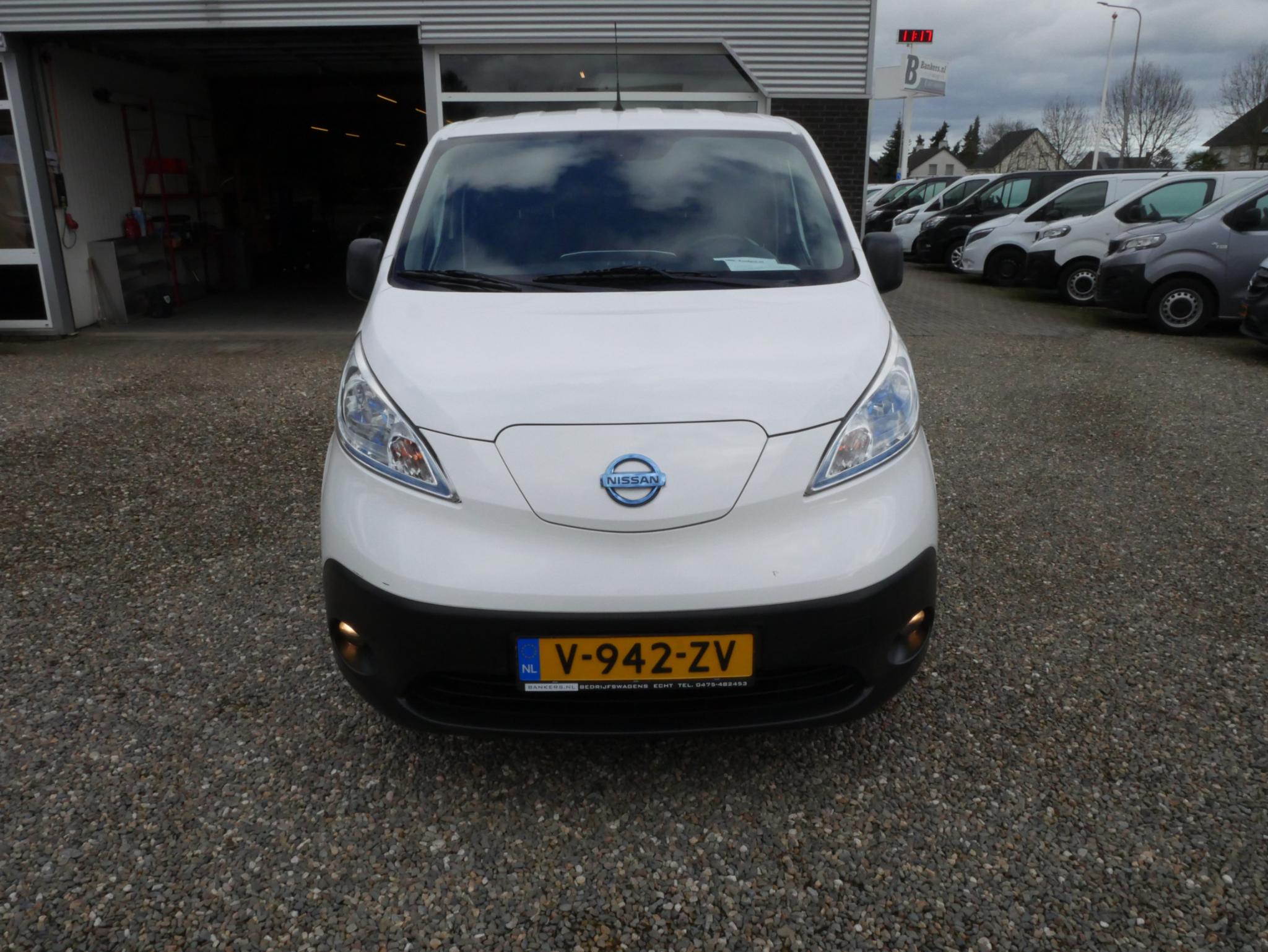 Foto van Nissan E-nv200