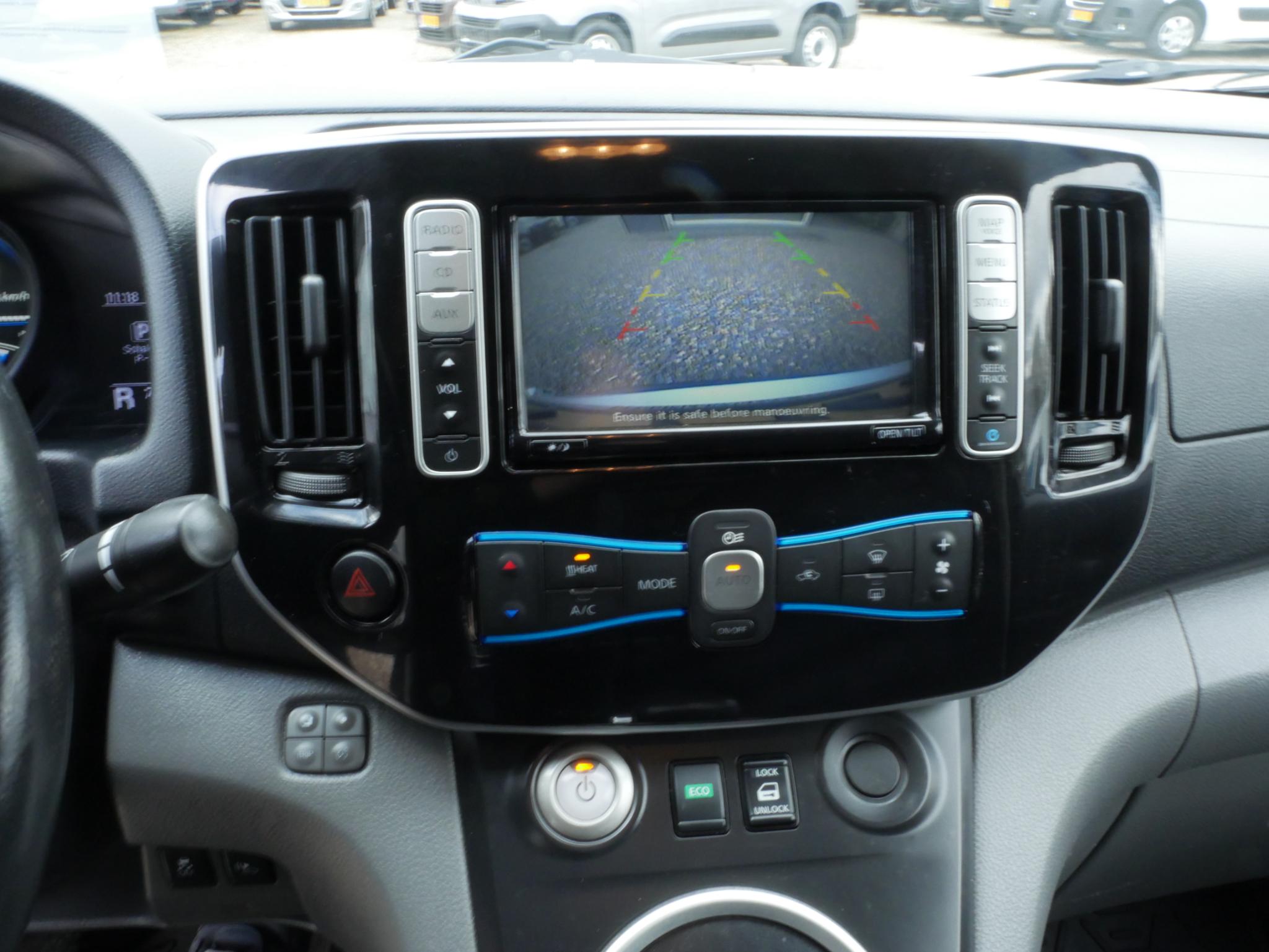Foto van Nissan E-nv200
