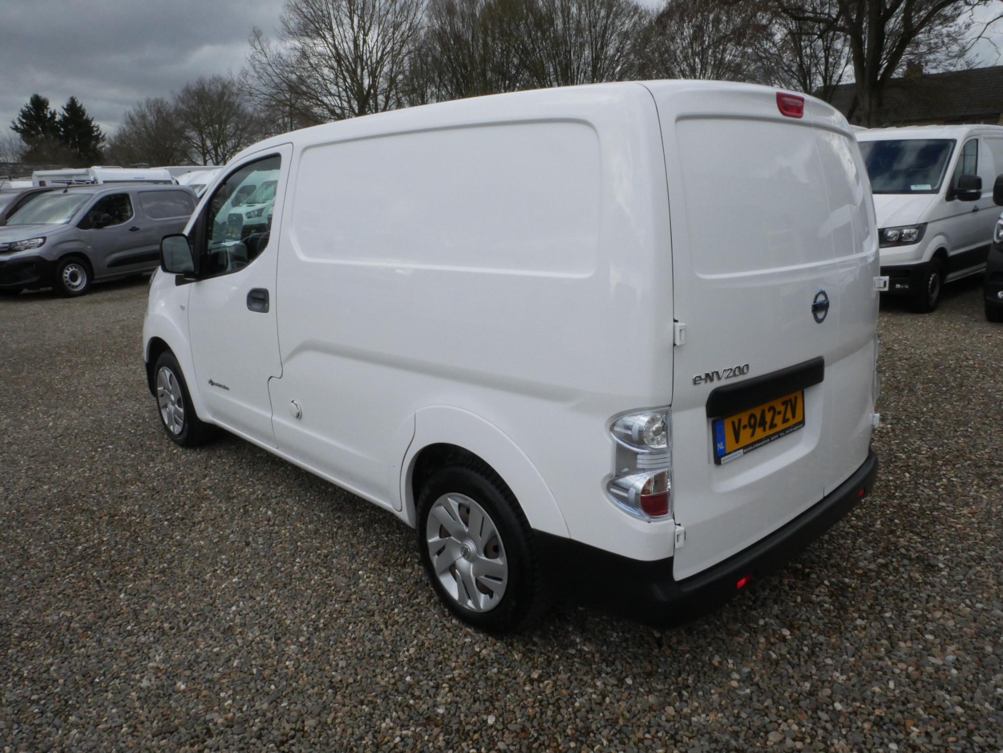 Foto van Nissan E-nv200