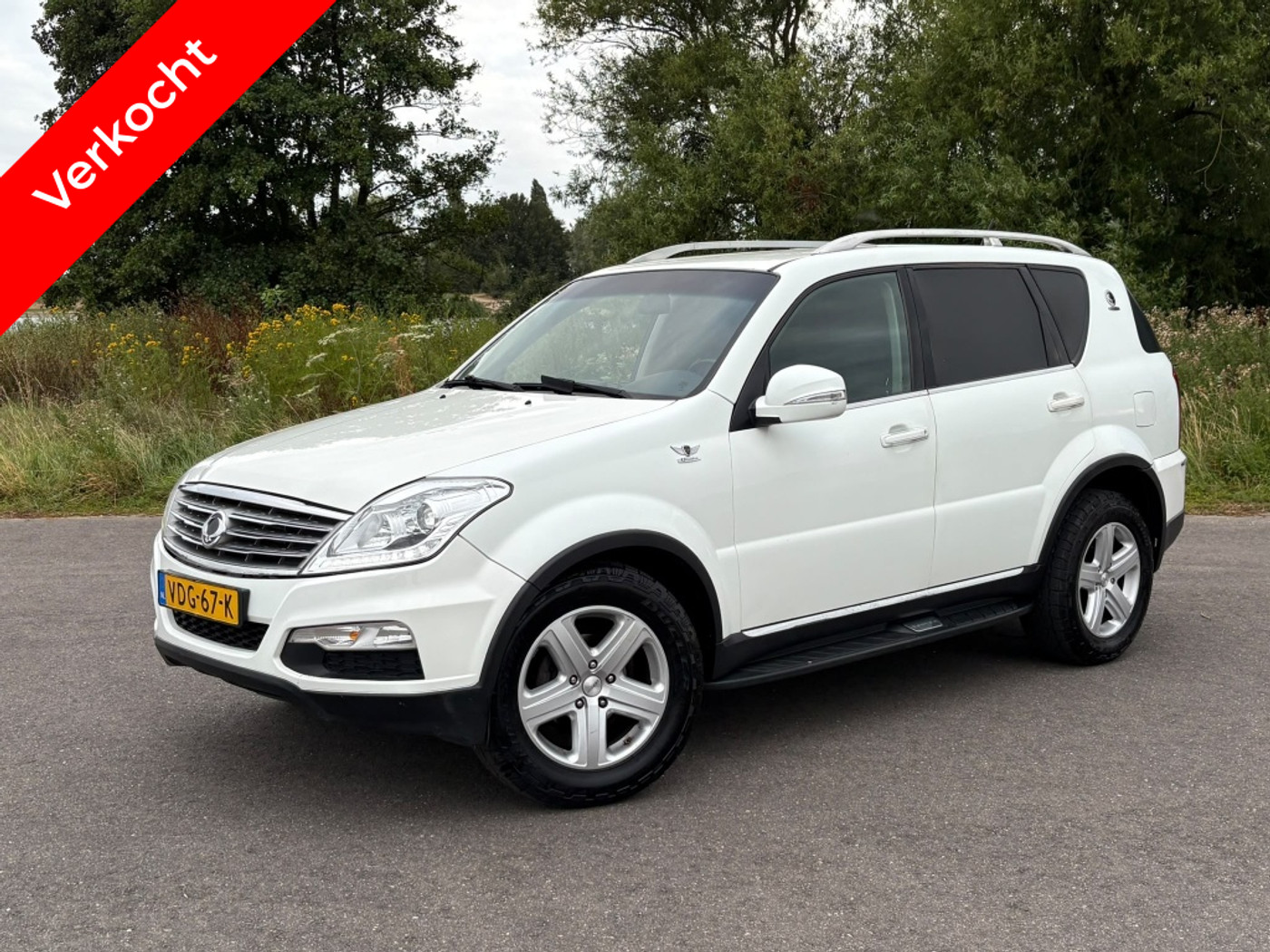 Ssangyong Ssangyong Rexton RX 200 e-XDI 4X4 Trekhaak Stoelvw NAVI Leder 2015 - voorkant