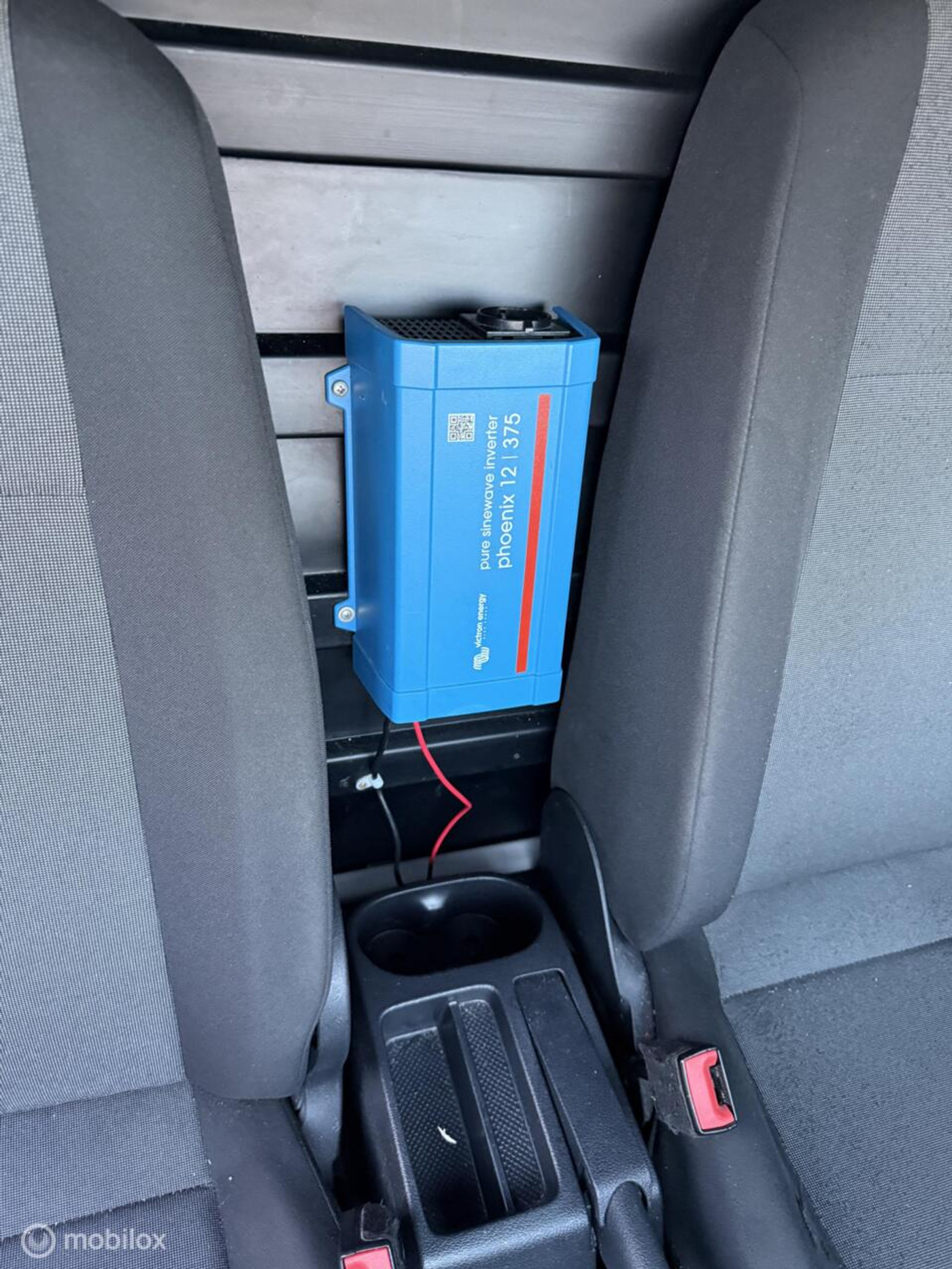 Foto van Volkswagen Caddy Modified Partition Wall