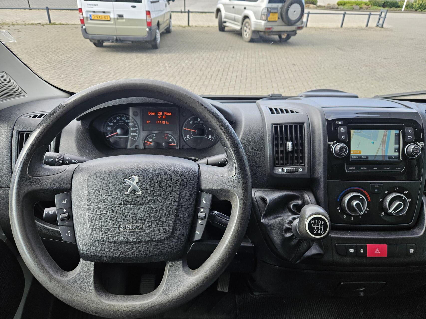 Foto van Peugeot Peugeot Boxer