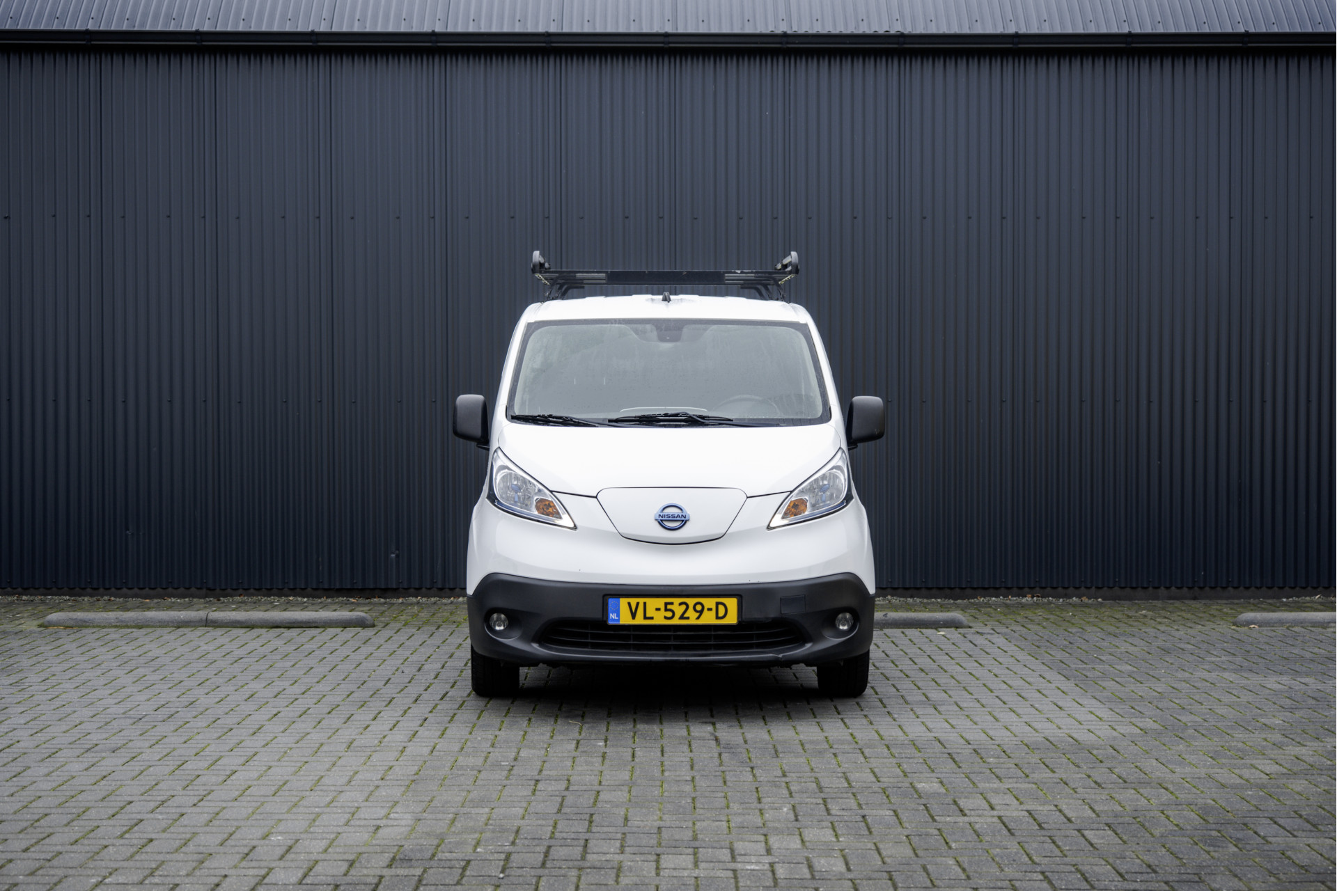 Foto van Nissan E-nv200