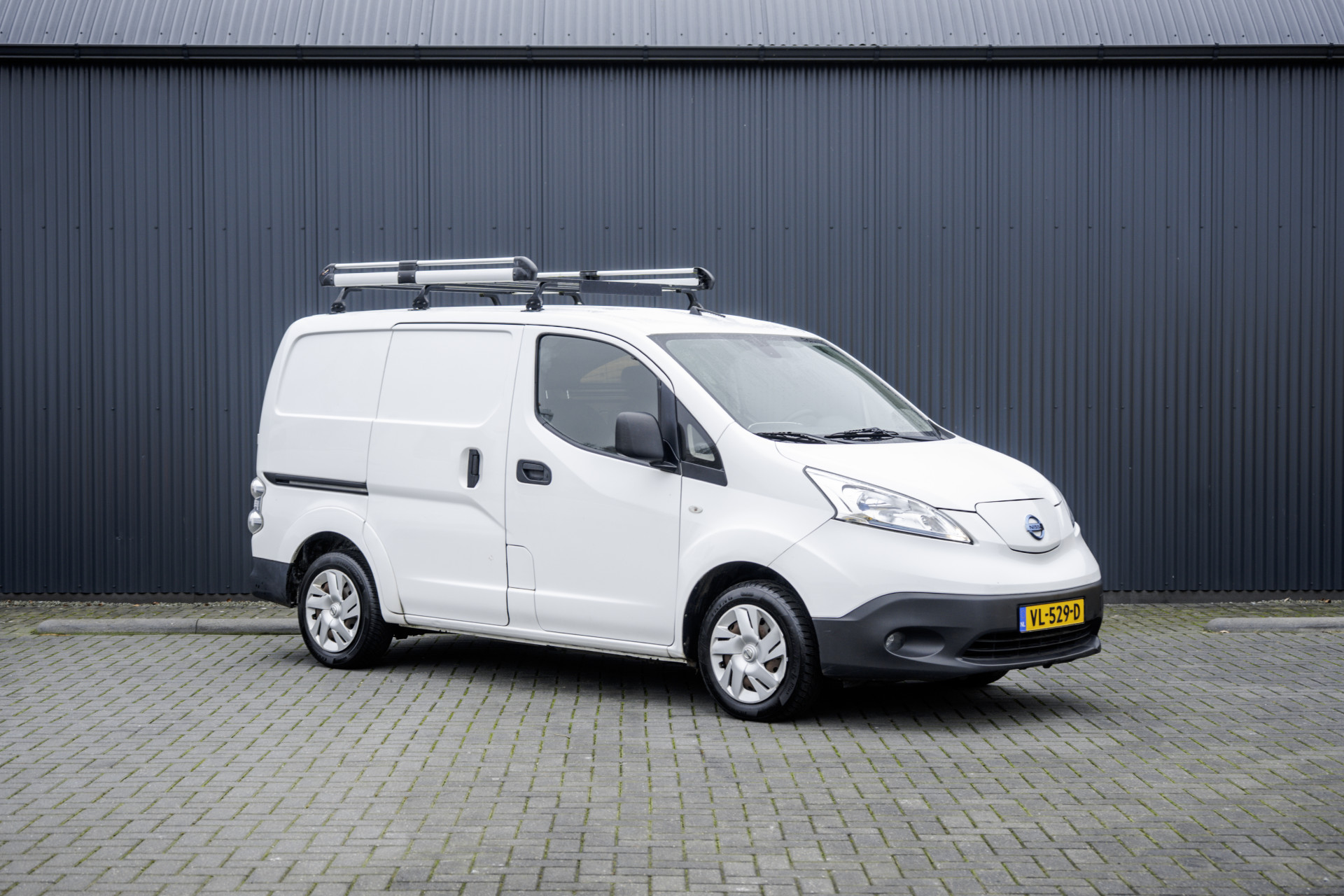 Foto van Nissan E-nv200