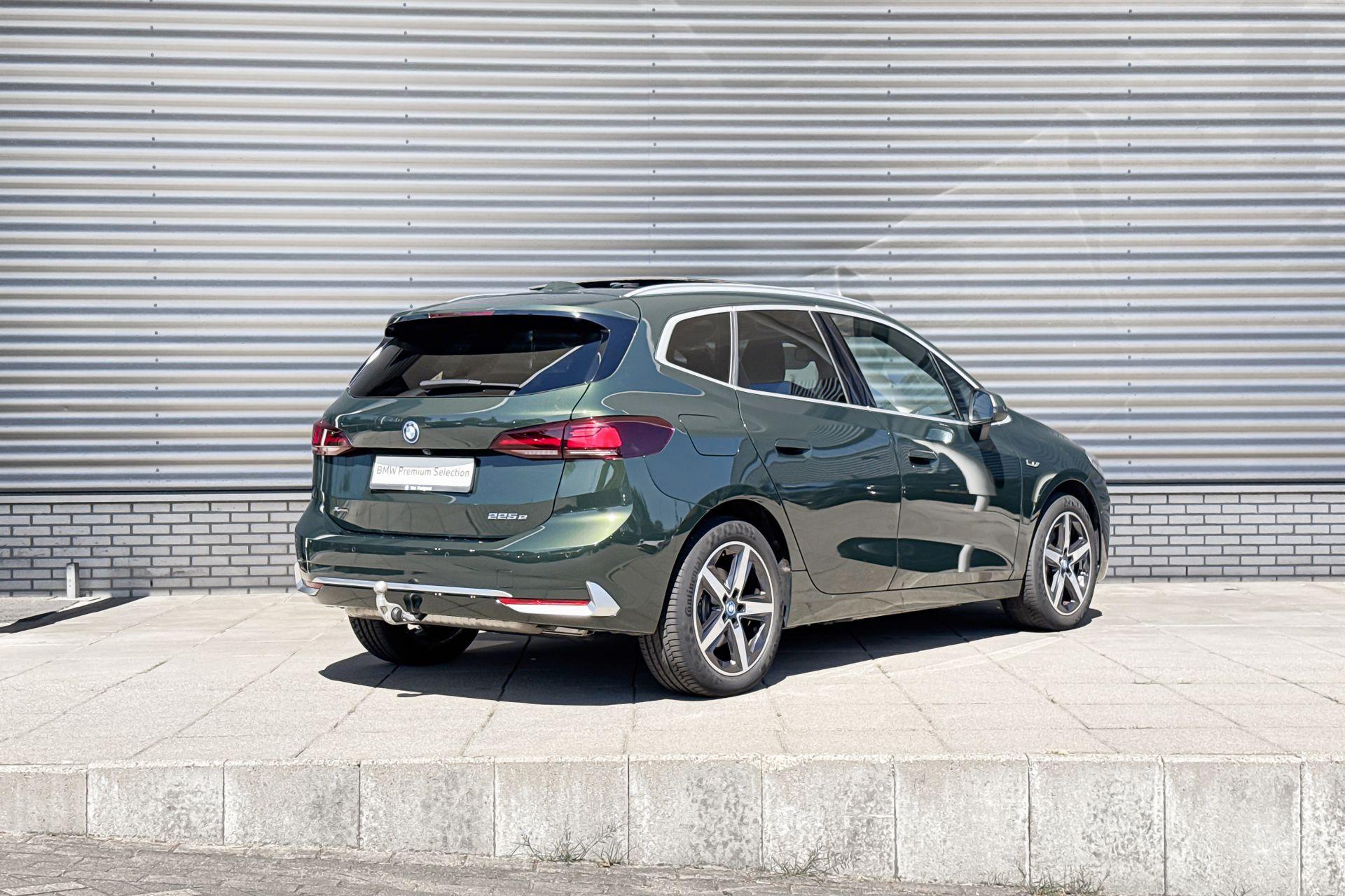 Foto van BMW 225e xDrive Active Tourer