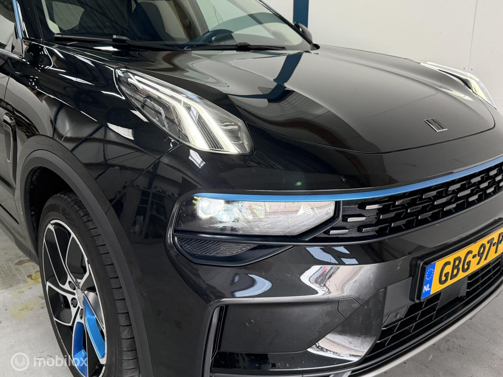 Foto van Lynk&co LYNK & Co 01
