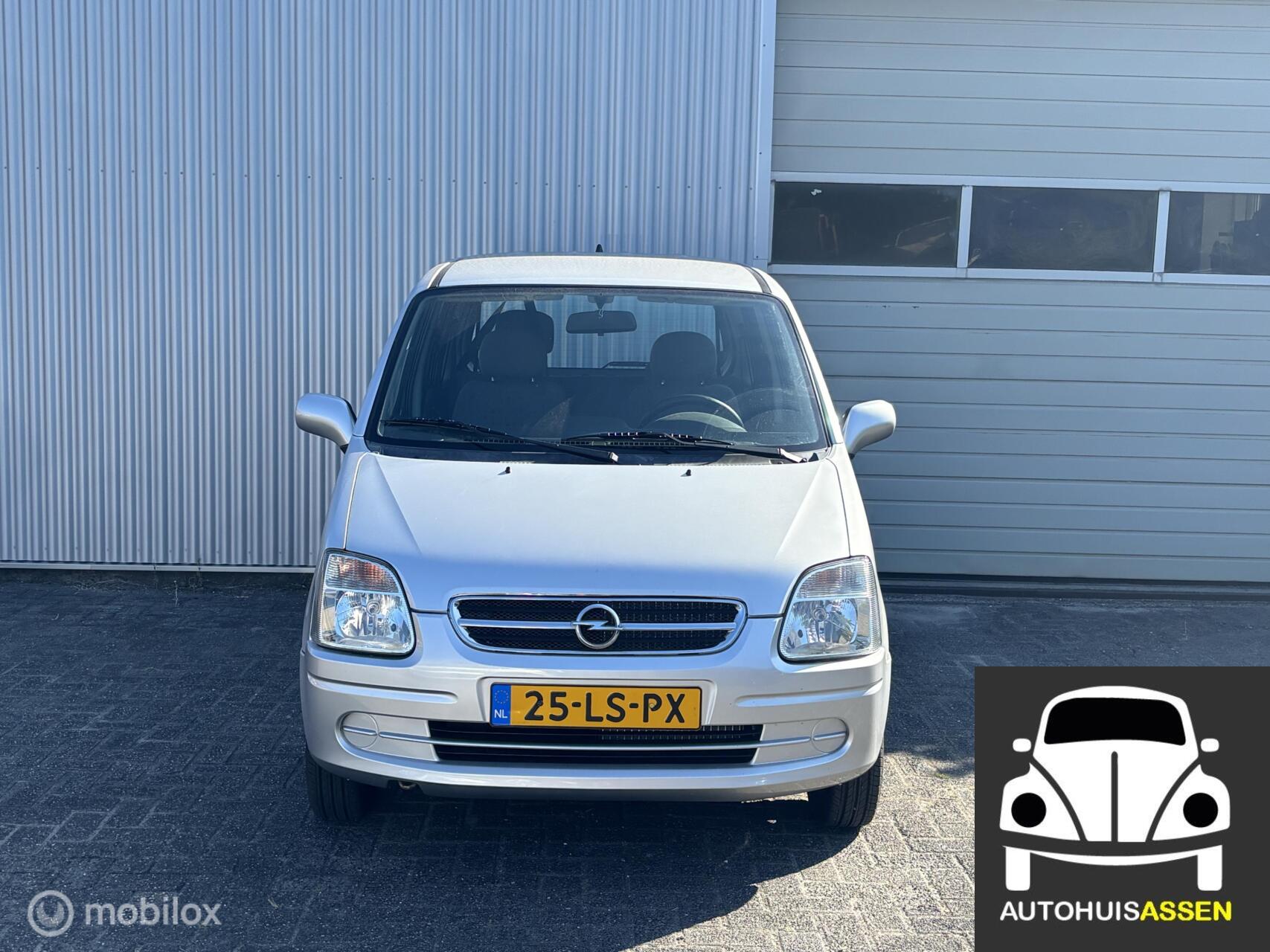 Foto van Opel Agila
