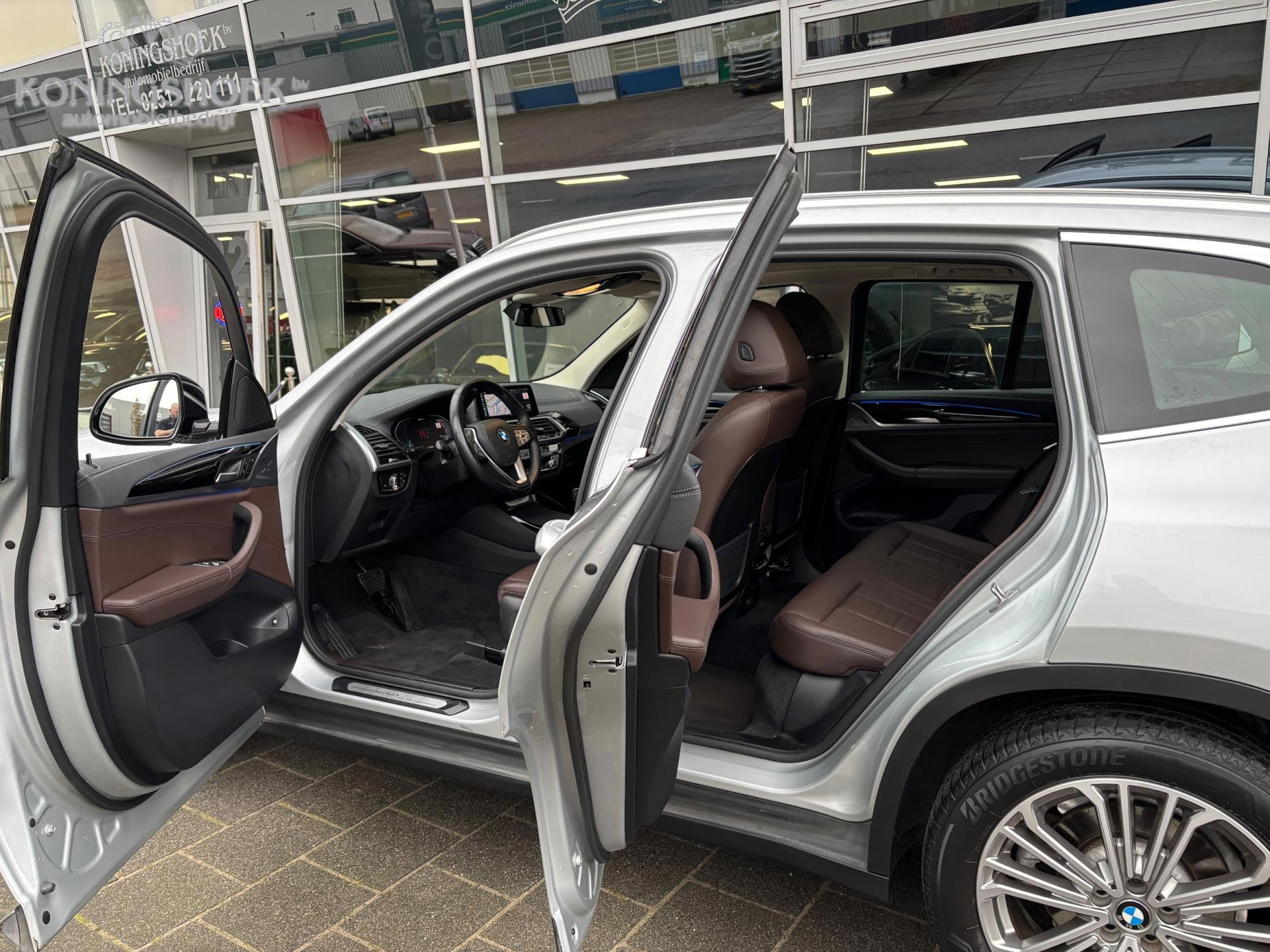 Foto van BMW X3 Xdrive30e