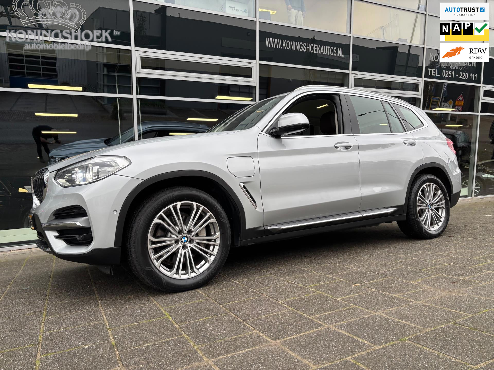 BMW X3 Xdrive30e XDrive30e Luxury Line Executive 2021 - voorkant